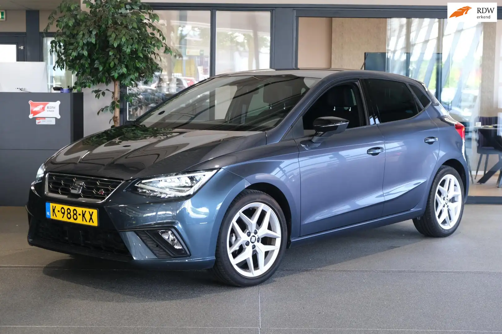 SEAT Ibiza 1.0 TSI FR Navi Virtual Led Cam Dab Pdc Cruise Led Gris - 1