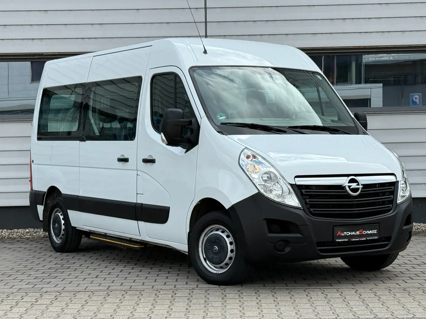 Opel Movano Movano L2H2 9 Sitzer 2x Klima Tempo PDC 1.Hand Wit - 1