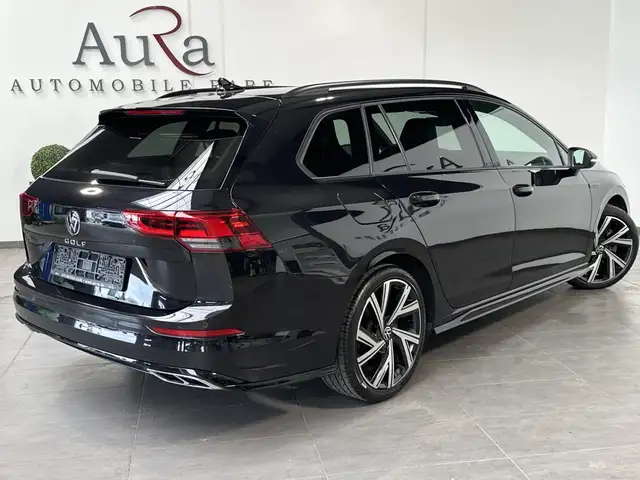 Volkswagen Golf view 4