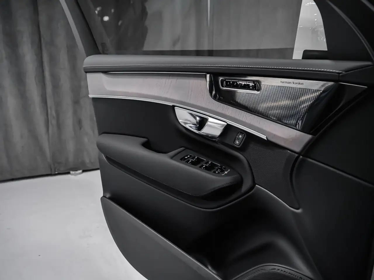 Volvo XC90 снимка Volvo XC90