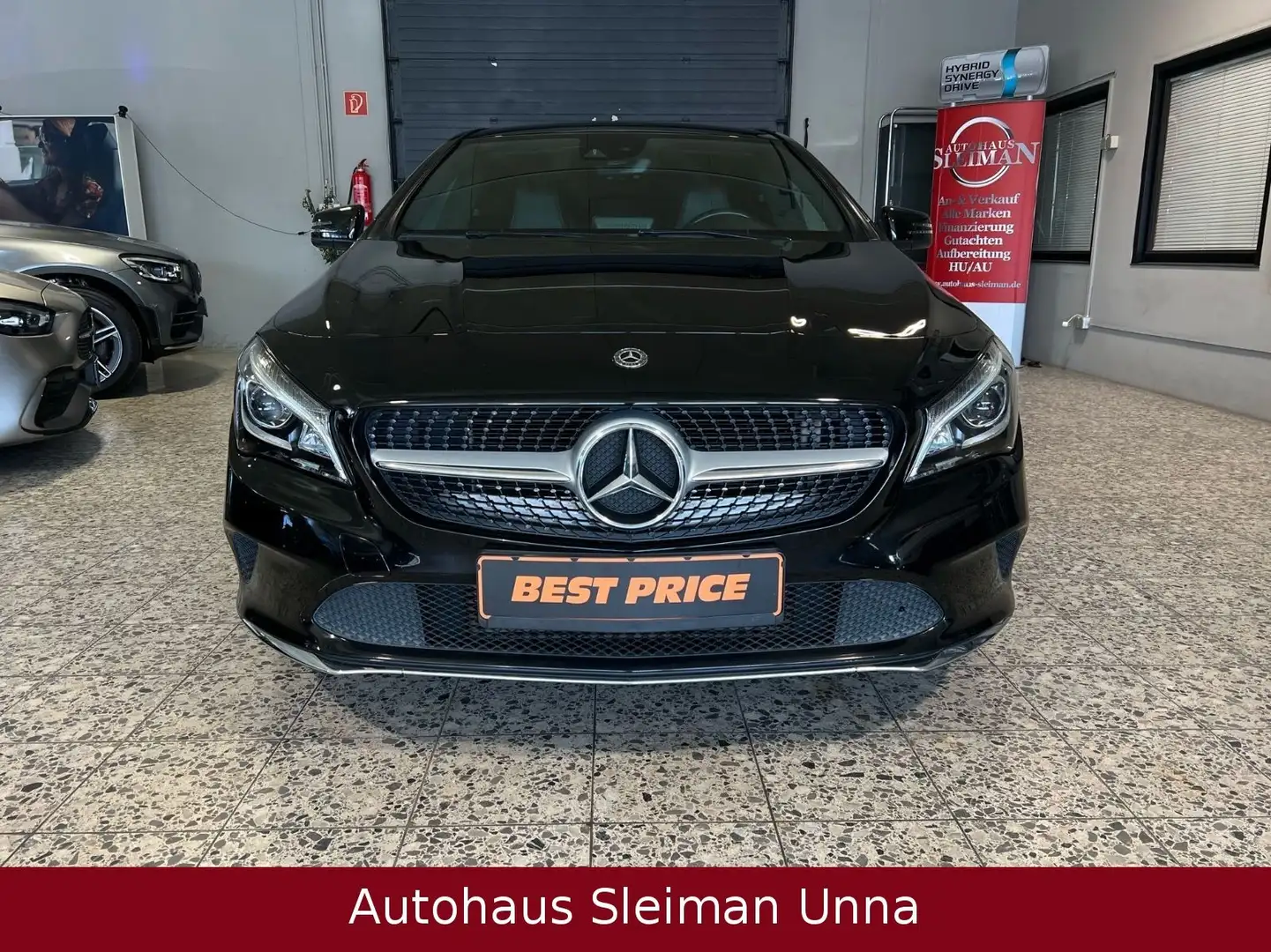 Mercedes-Benz CLA 180 /Automatik/Comand/Kamera/Panorama/Alu Schwarz - 2