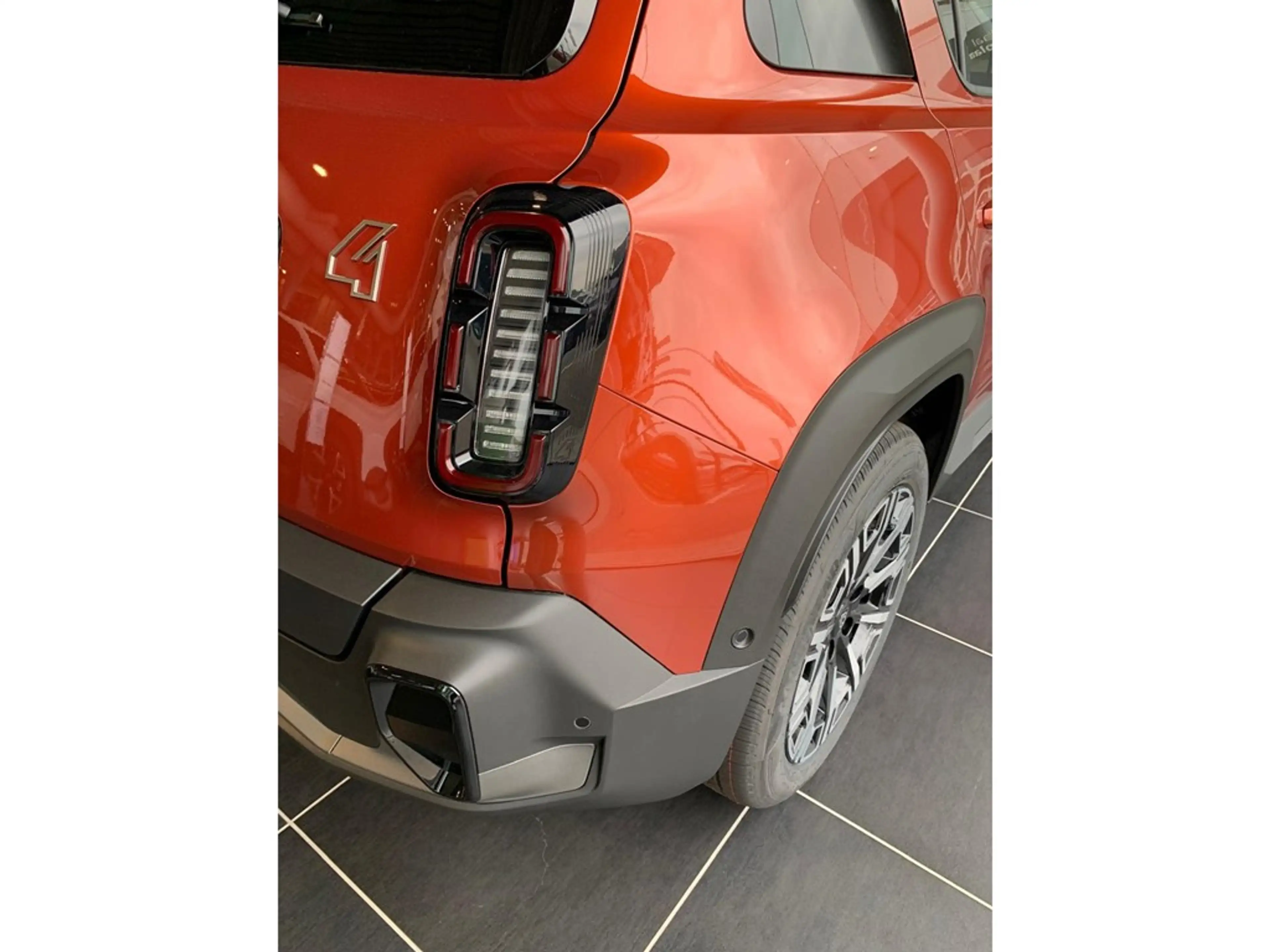Renault R 4 E-tech Iconic 150HP Comfort Range Automaat — photo 2
