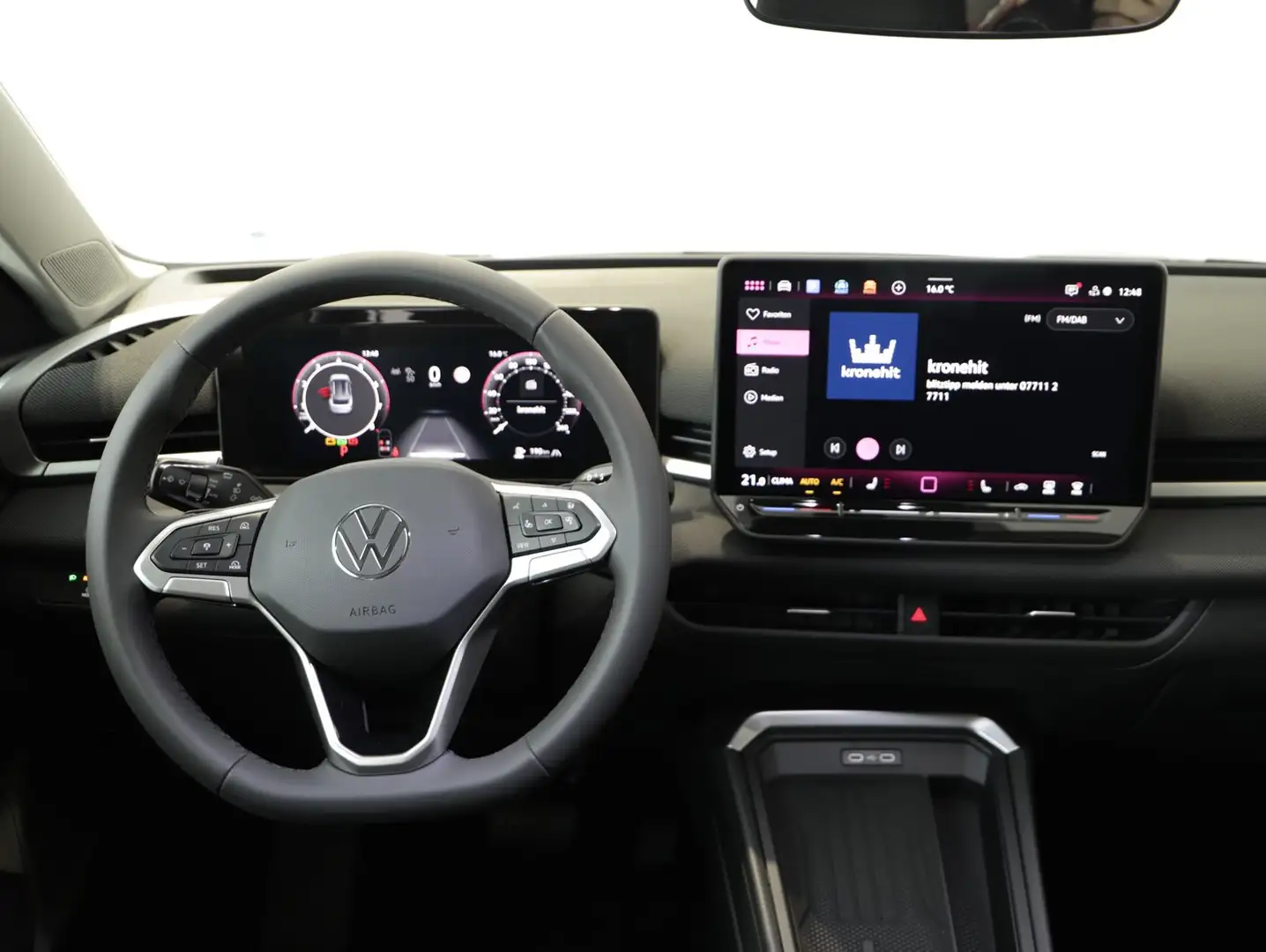 Volkswagen T-Roc Life eTSI DSG Grau - 2