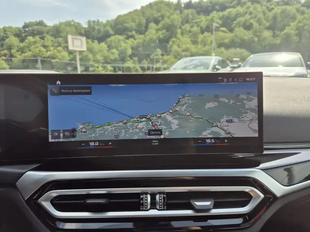 BMW M2 view 11