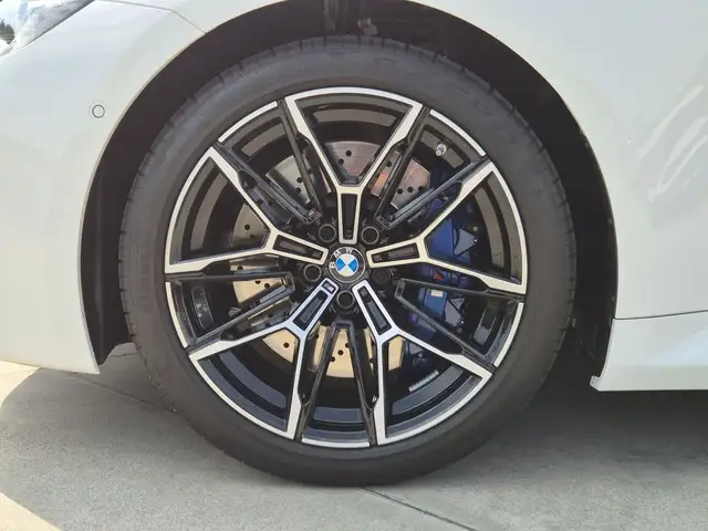 BMW M2 view 13
