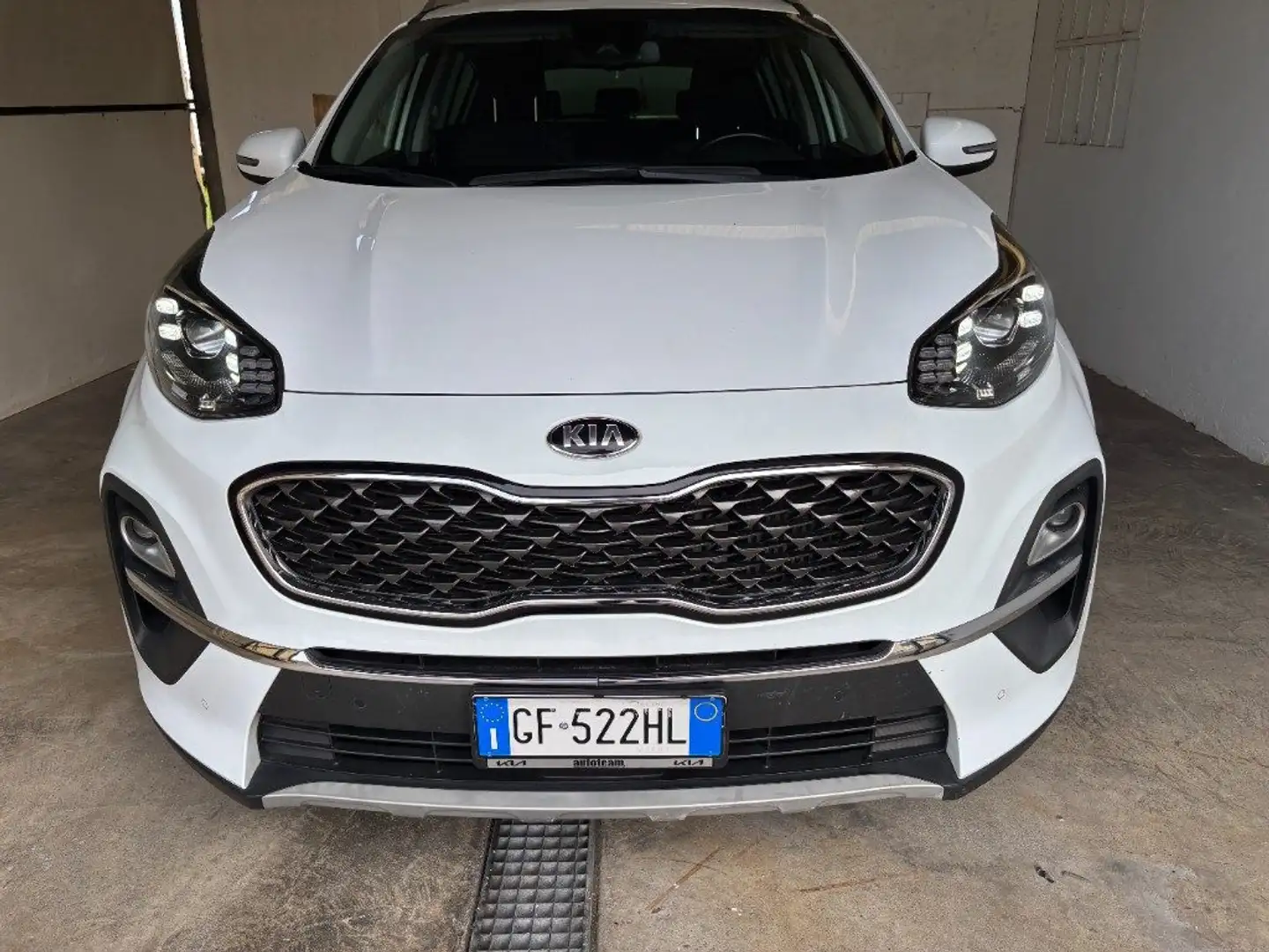 Kia Sportage 1.6 CRDI 136 CV DCT7 2WD Mild Hybrid Style Gris - 2