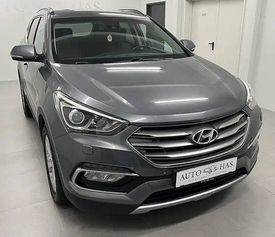Hyundai SANTA FE Santa Fe 2,2 CRDi 4WD Start-Stopp Aut. Style *T...