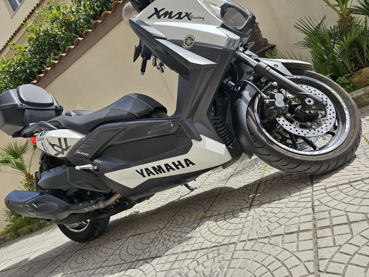 Yamaha X-Max 400 Alb - 2