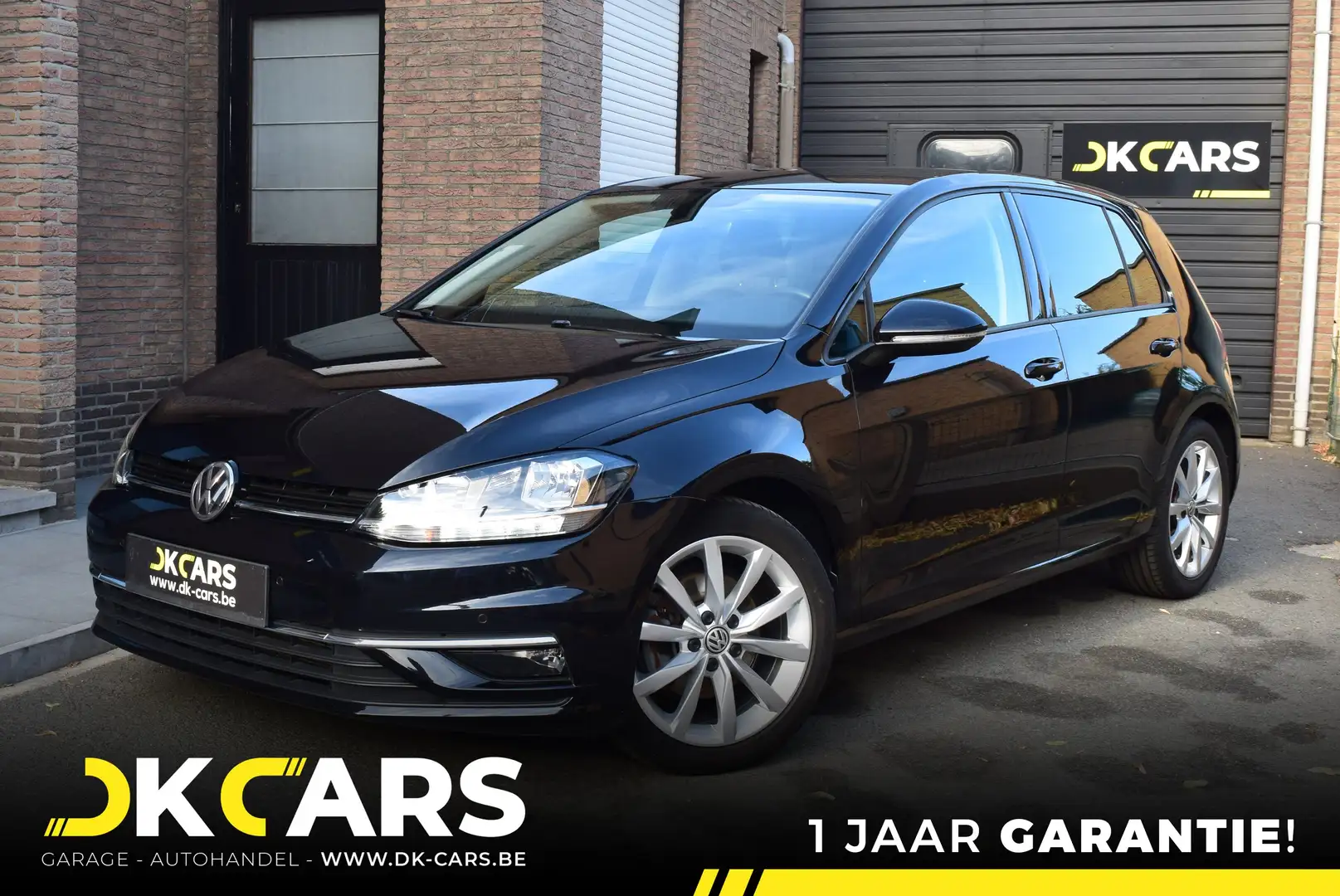 Volkswagen Golf 1.4 TSI Highline - NAVI / PDC V+A / 17"ALU Noir - 1