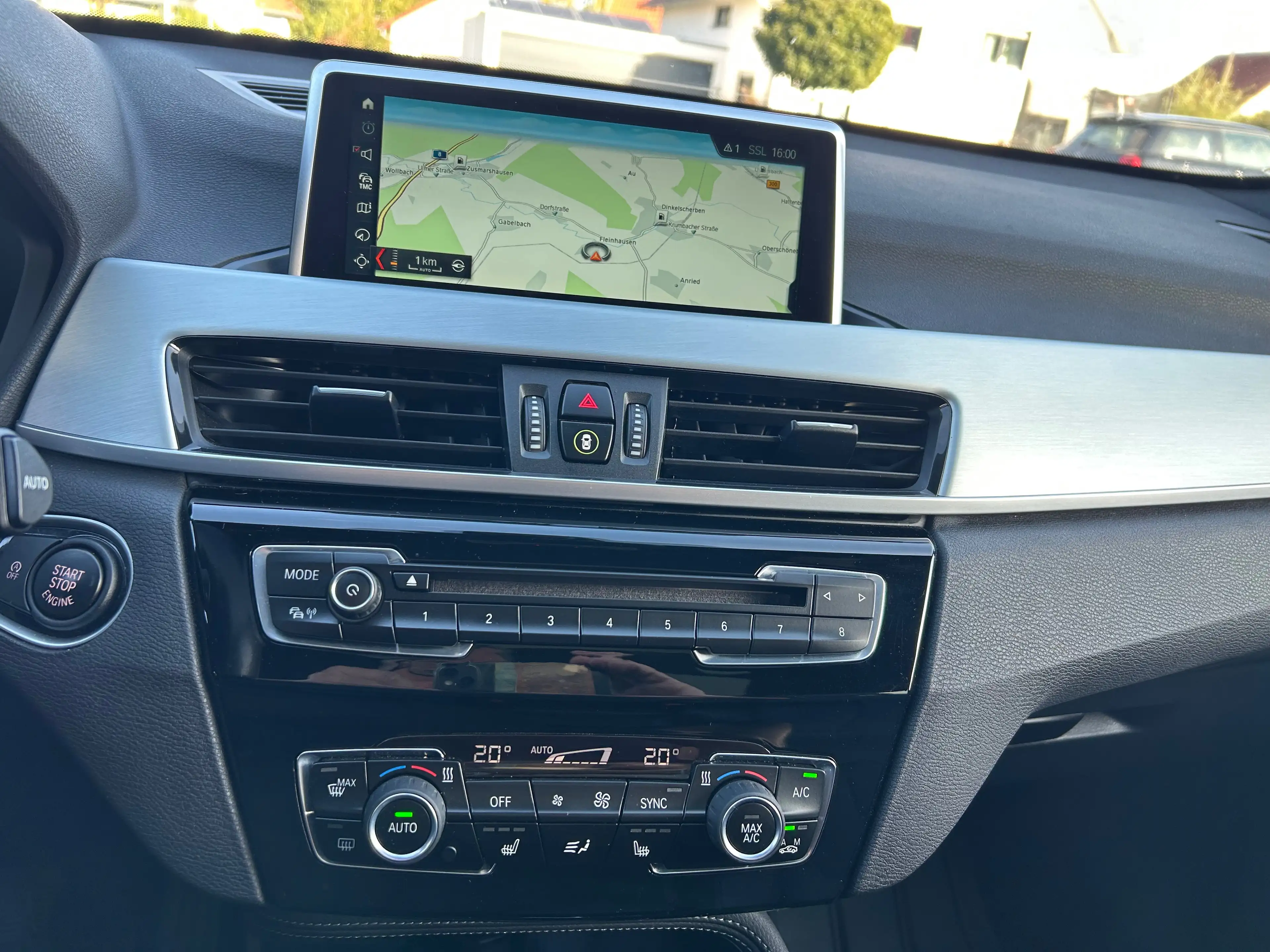 BMW X1 X1 xDrive20d M-Sport 19" HuD ACC PANO RFK KoZg LRH Leder — photo 13