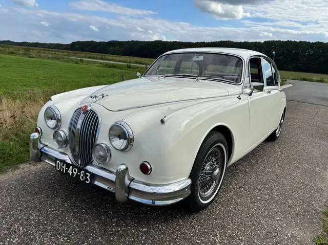 Jaguar MK II