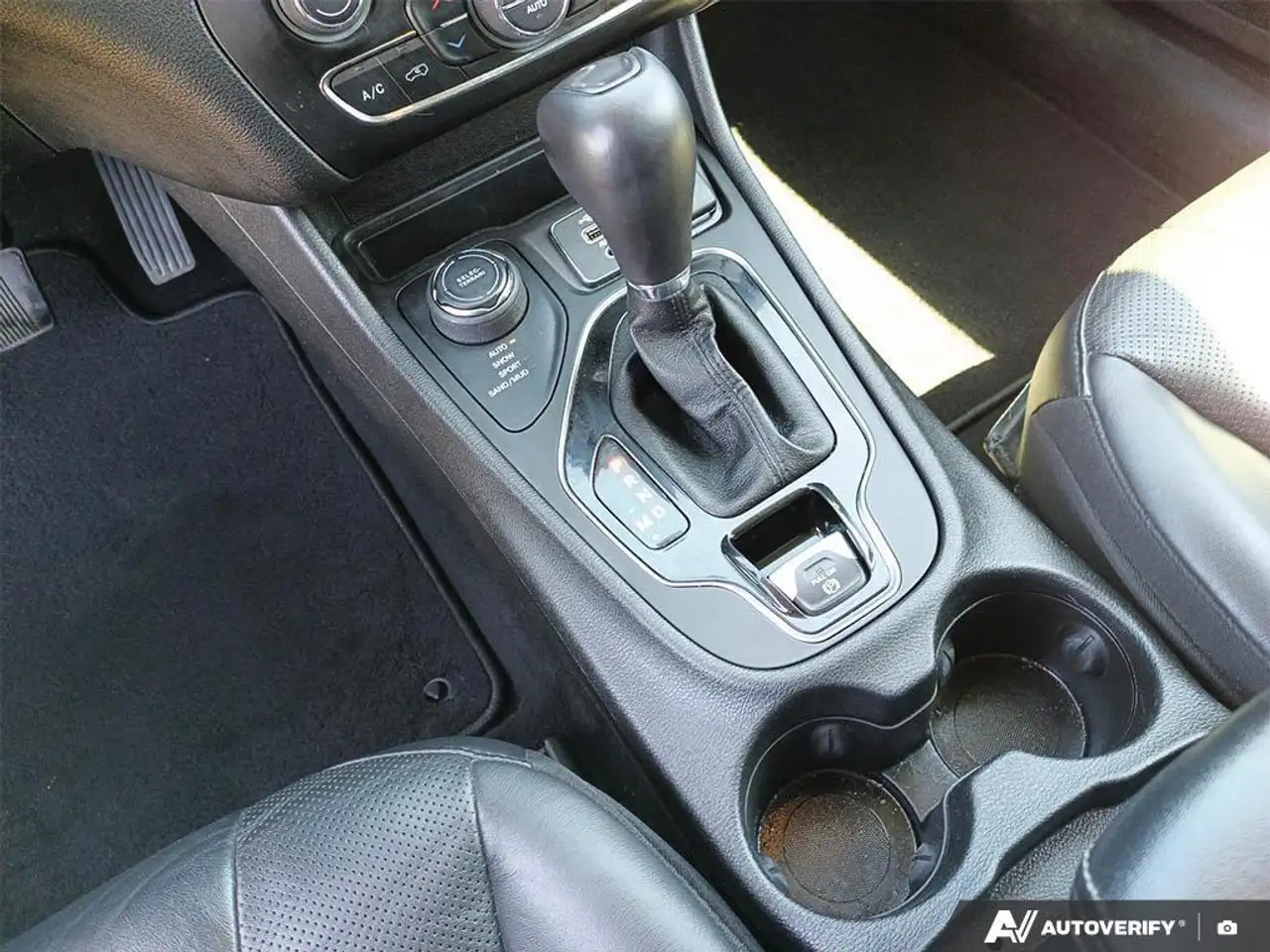 Jeep Cherokee fotografie Jeep Cherokee
