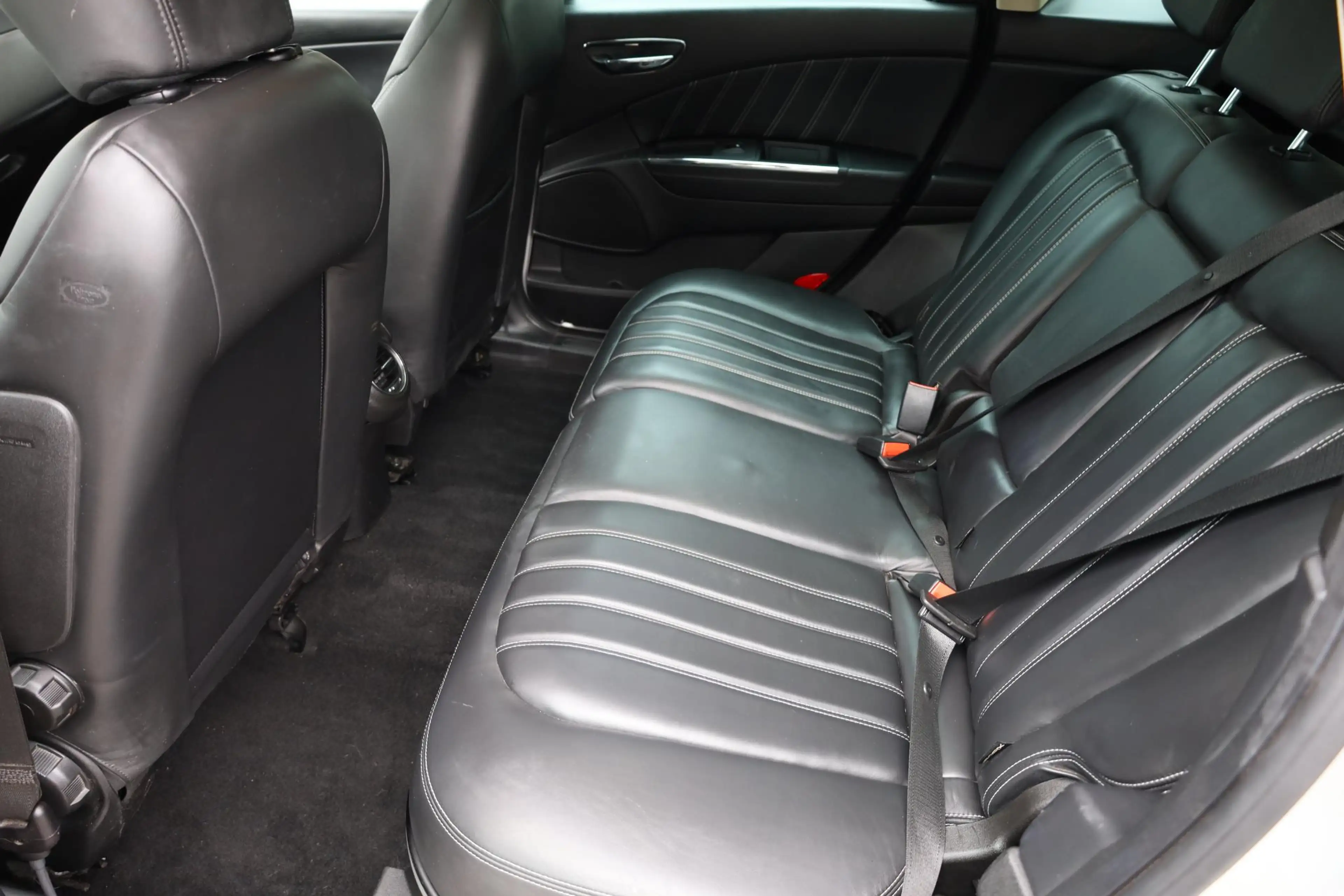 Lancia Delta 1.8-16V Di Platinum PANO LEER 2xPDC 18"LMV AUTOMAA — photo 30