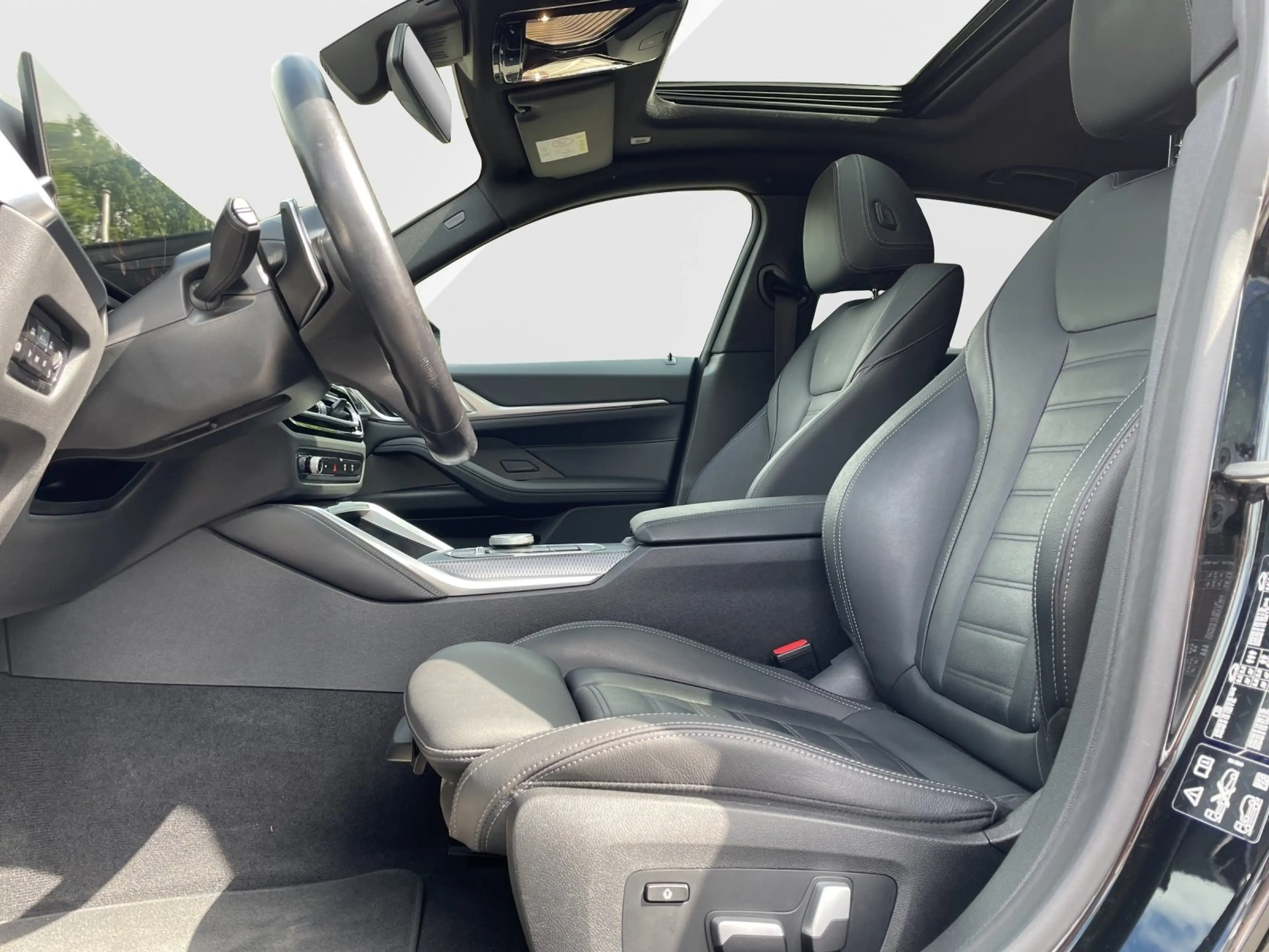 BMW M4 40i xDrive AHK/ ACC/ ParkAss/ Glasdach/ Ambiente/ — photo 11