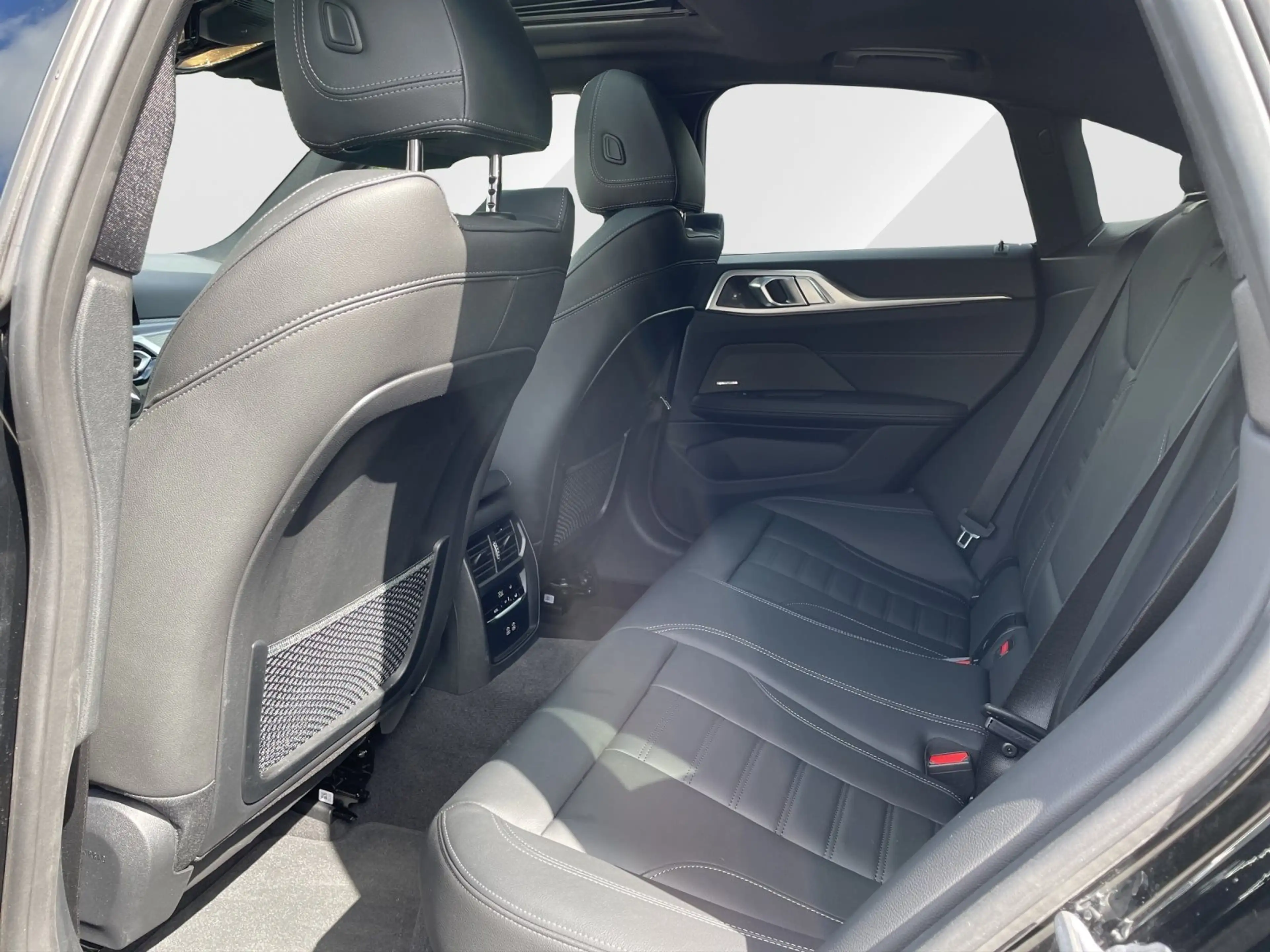 BMW M4 40i xDrive AHK/ ACC/ ParkAss/ Glasdach/ Ambiente/ — photo 13