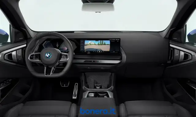 BMW X3 view 3