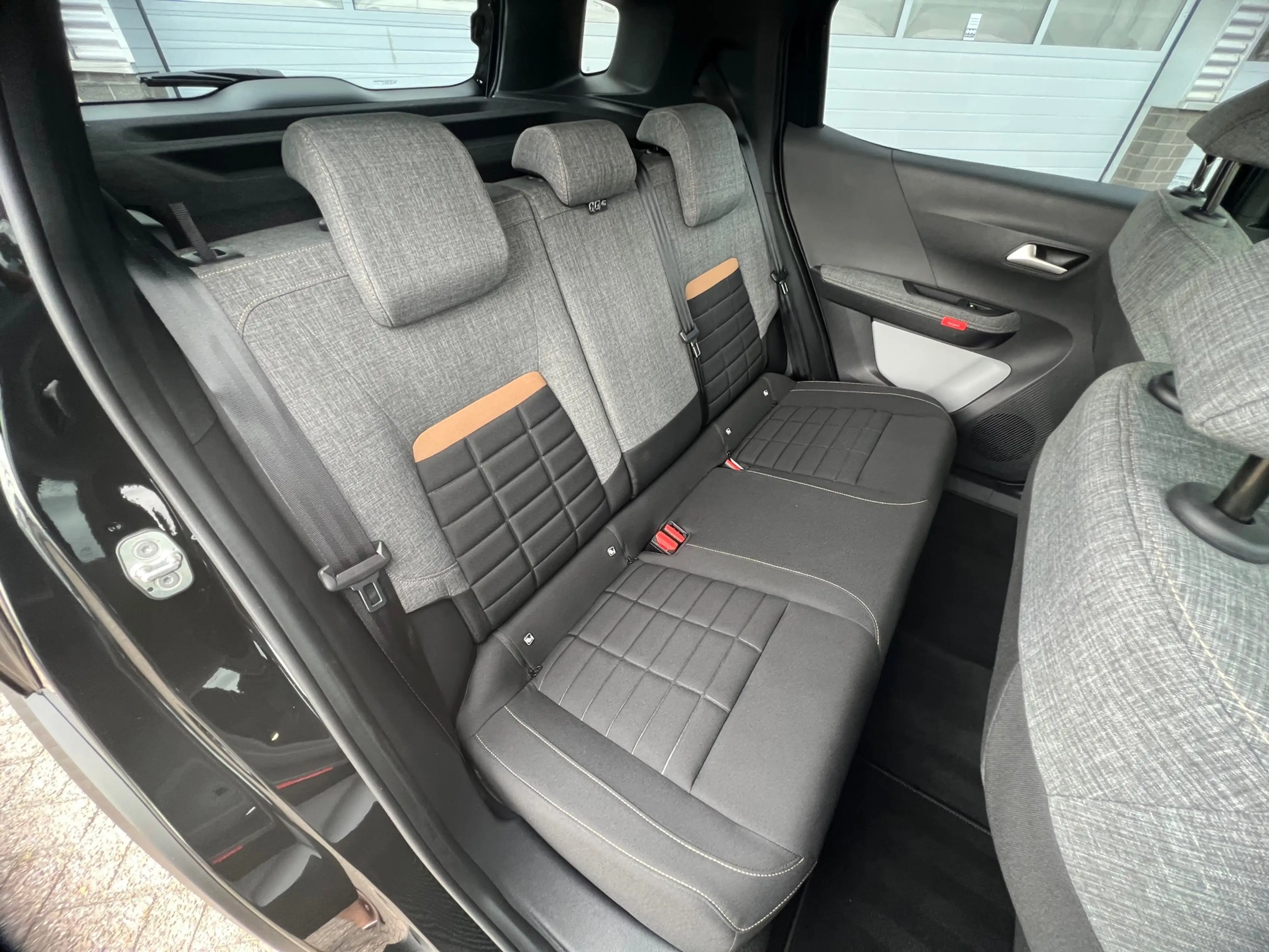 Citroen C3 Aircross 1.2 Hybrid 145pk Plus — photo 20