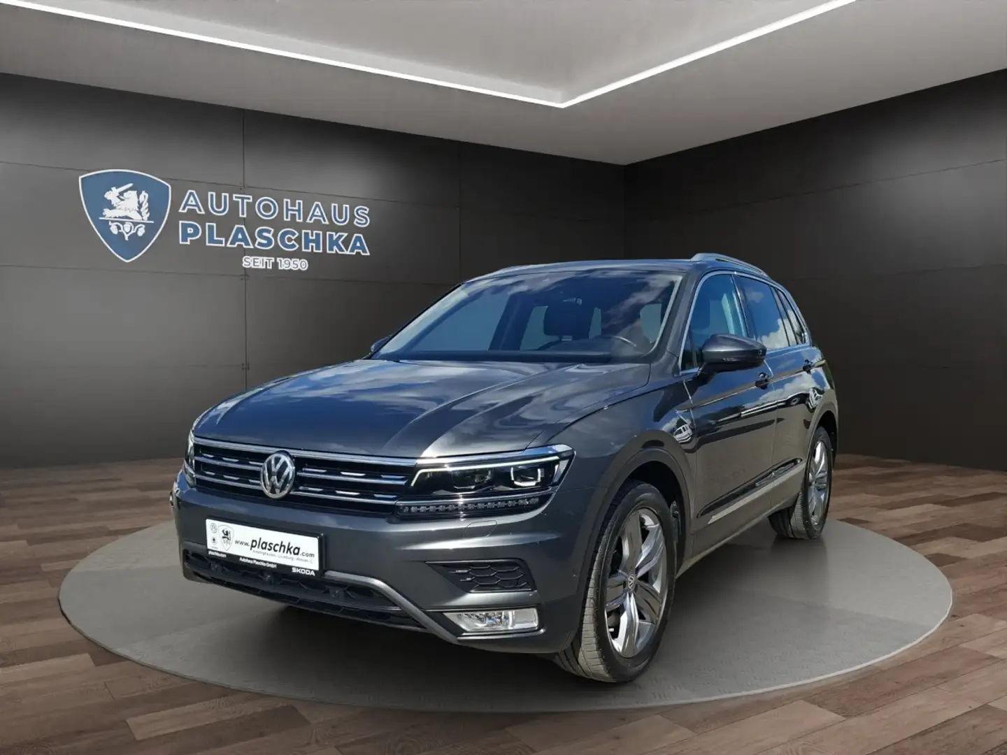 Volkswagen Tiguan 2.0 TSI DSG Highline 4Motion AHK+NAVI+PDC Klima Gris - 1