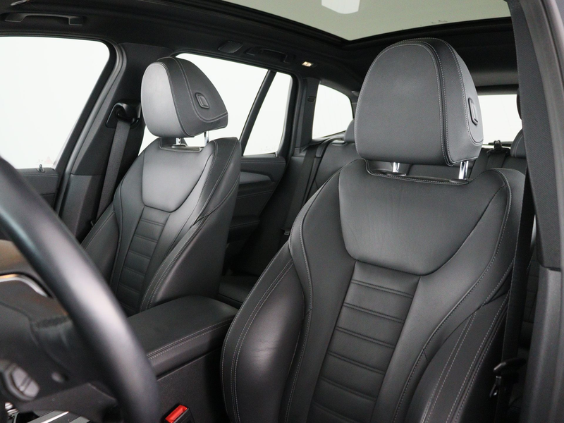 BMW iX3 High Executive 80 kWh SoH 99% — photo 6