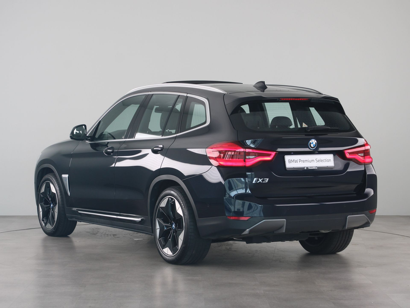 BMW iX3 High Executive 80 kWh SoH 99% — photo 12