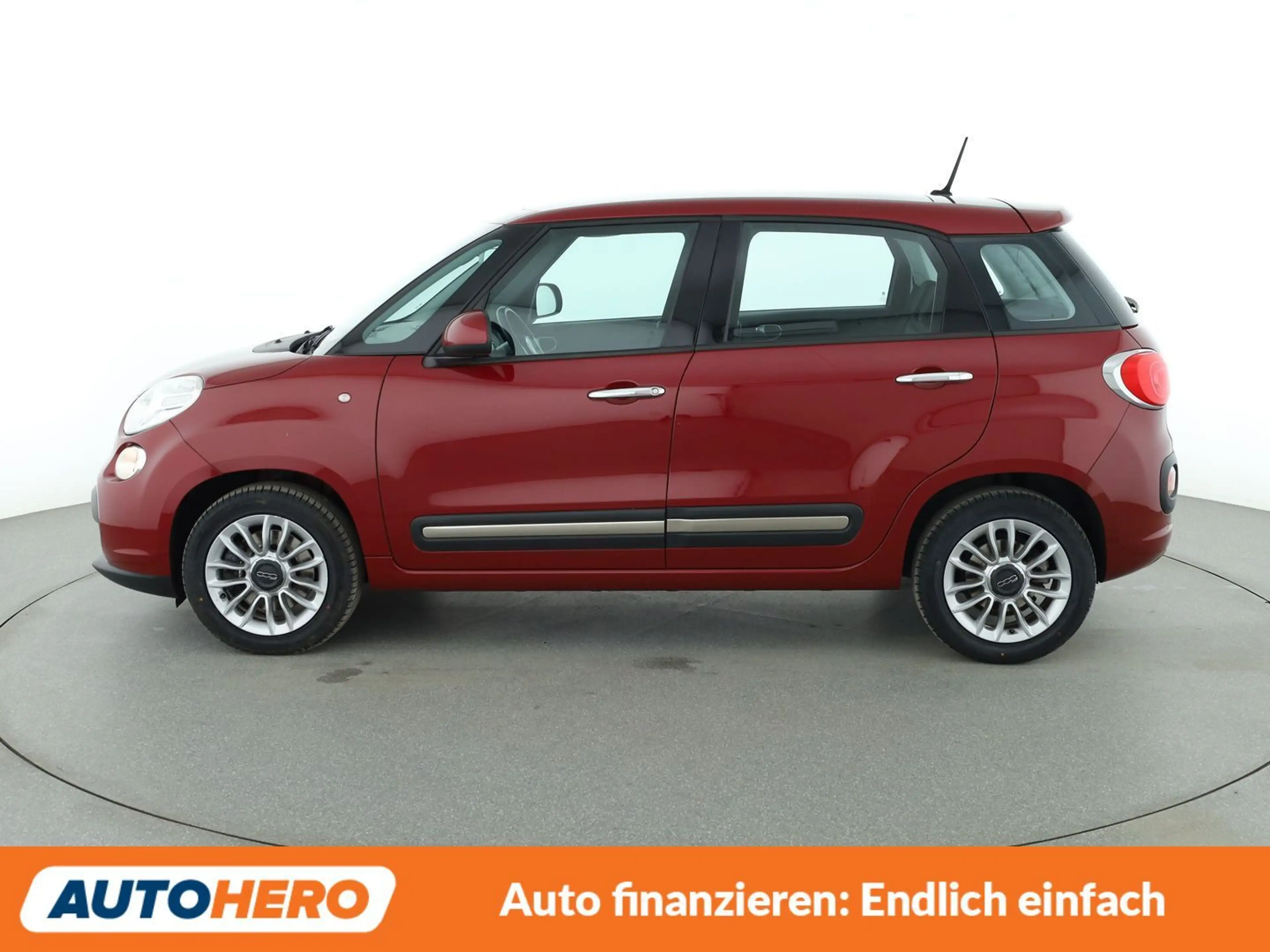 Fiat 500L 1.4 Turbo Lounge *NAV*PDC*SHZ*ALU*PANO* — photo 3