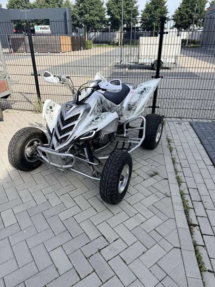 Yamaha Raptor 700