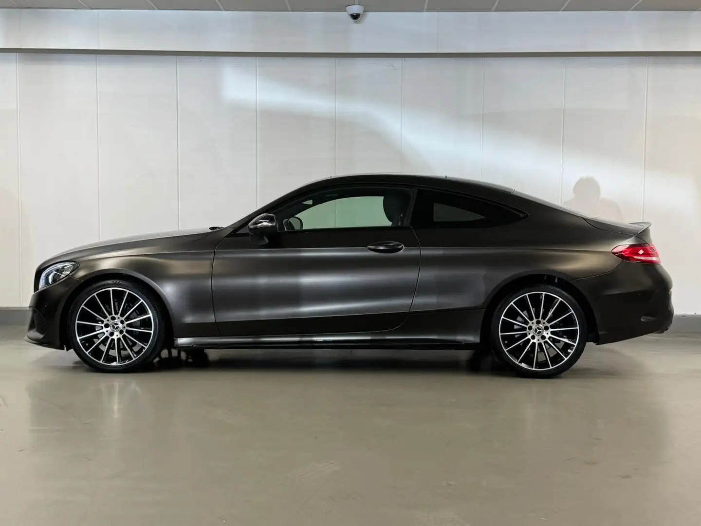 Mercedes-Benz C 220 D COUPE PACK AMG LINE TO PANO CAMERA GPS CUIR REG Brun - 2