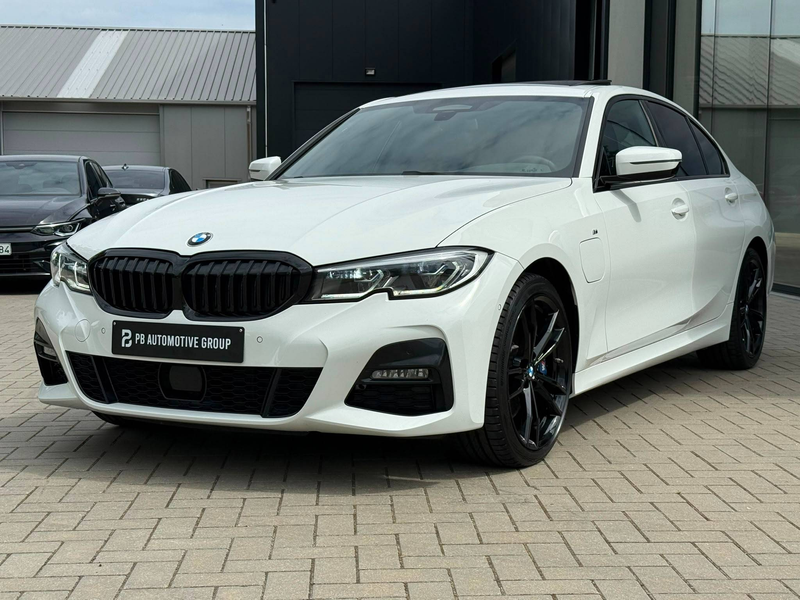 BMW 330 M Sport Pro-Pano-Acc-Head-Up-Camera achteraan-Elekzetels+geheugen-Kyless — photo 3