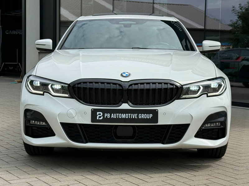 BMW 330 M Sport Pro-Pano-Acc-Head-Up-Camera achteraan-Elekzetels+geheugen-Kyless — photo 2