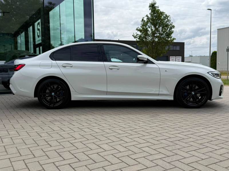 BMW 330 M Sport Pro-Pano-Acc-Head-Up-Camera achteraan-Elekzetels+geheugen-Kyless — photo 8