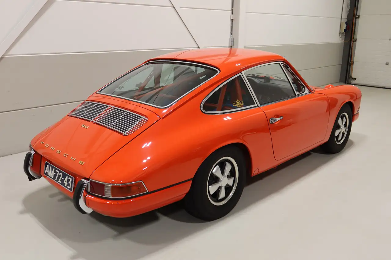 Porsche 911 2.0 SWB I Nut and Bolt restauration I Full spec I, foto 5