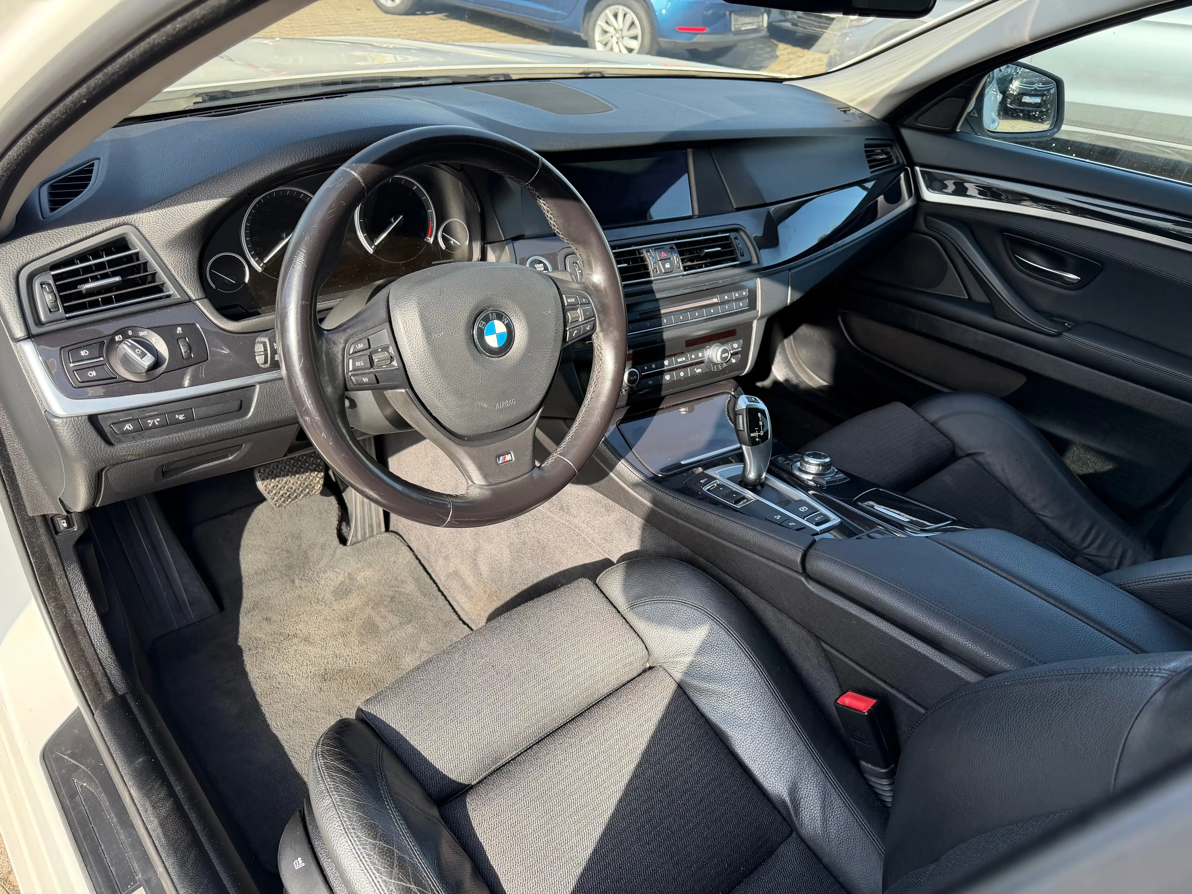 BMW 525 d M-Sportpaket *Softclose*Head up*SpurAss* — photo 6