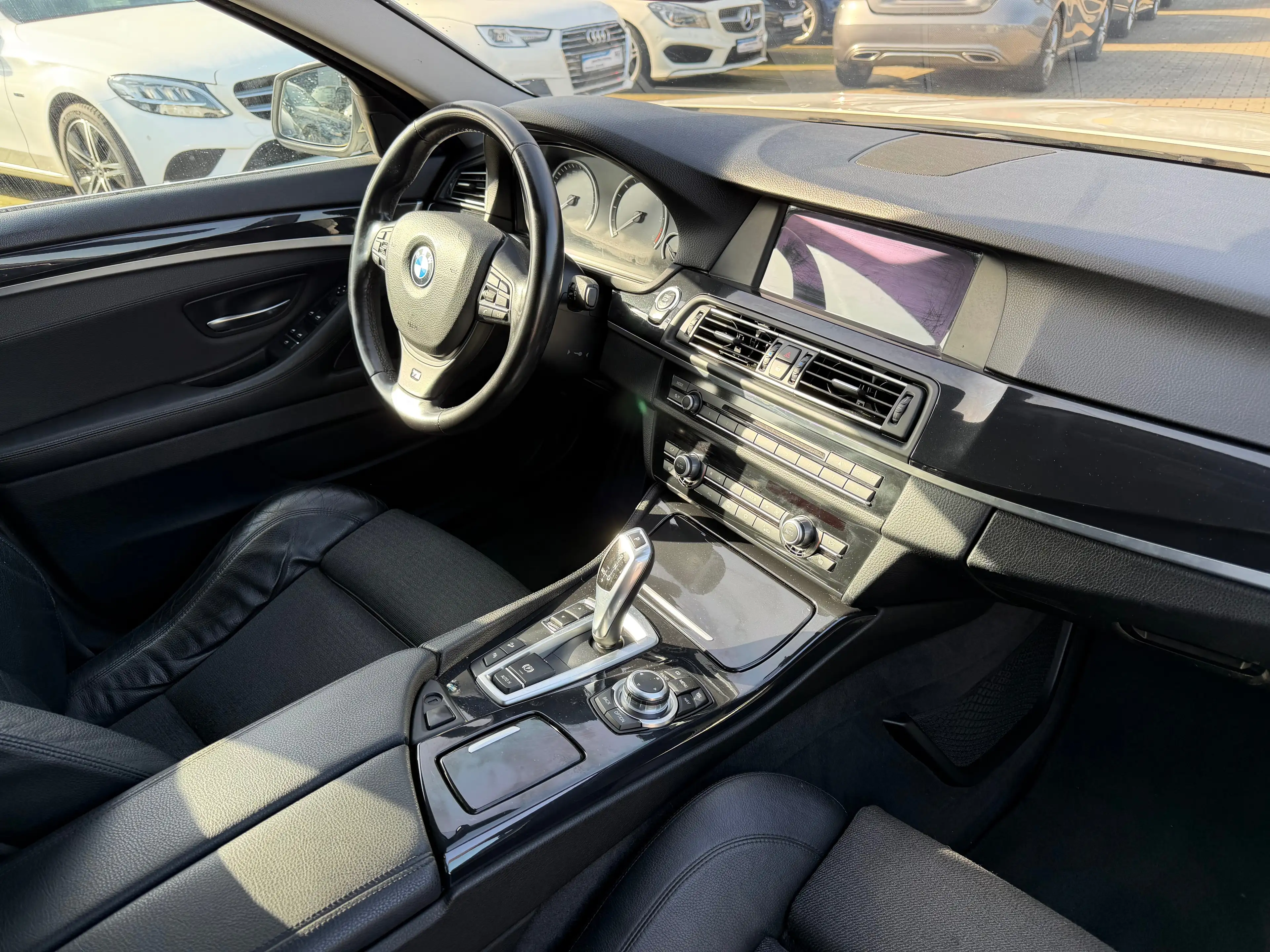 BMW 525 d M-Sportpaket *Softclose*Head up*SpurAss* — photo 14