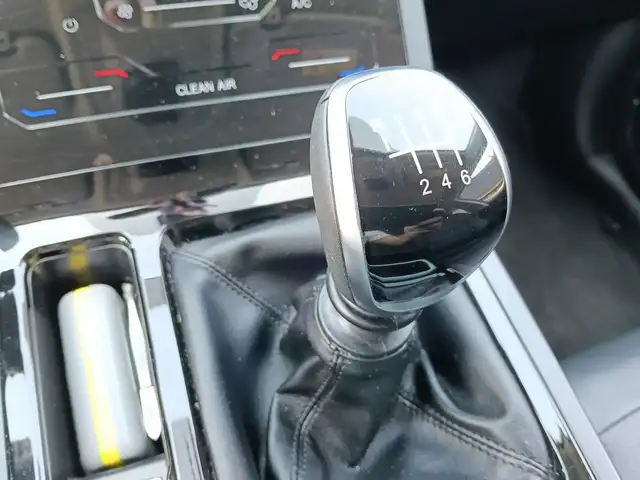 DR Automobiles DR5.0 view 10