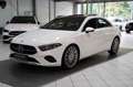 Mercedes-Benz A 200 d LIMO*AMG ALU*PANO*DISTR*LED*KEYLESS GO* Weiß - thumbnail 1