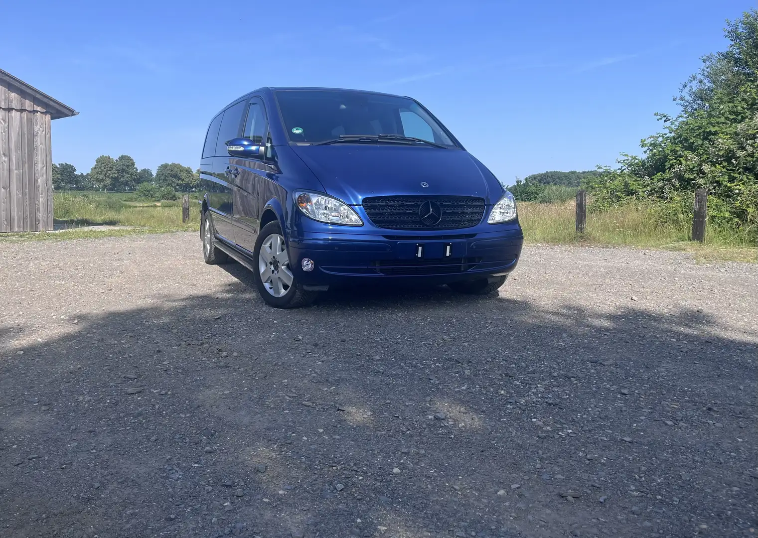 Mercedes-Benz Viano 3.0 CDI lang Automatik Ambiente DPF Blau - 2