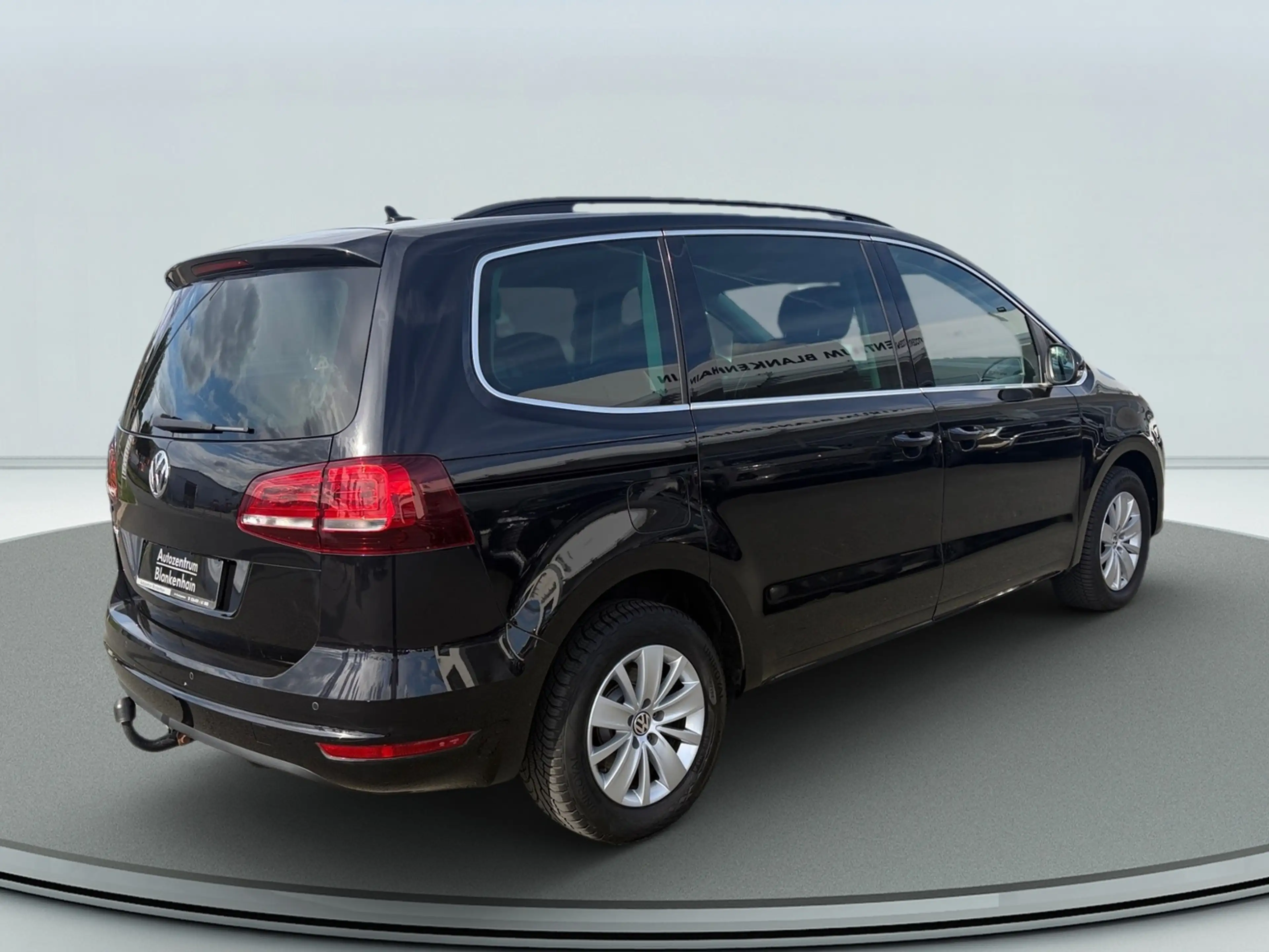 Volkswagen Sharan 2.0 TDI Comfortline 7-sitzer*ACC*Navi — photo 5