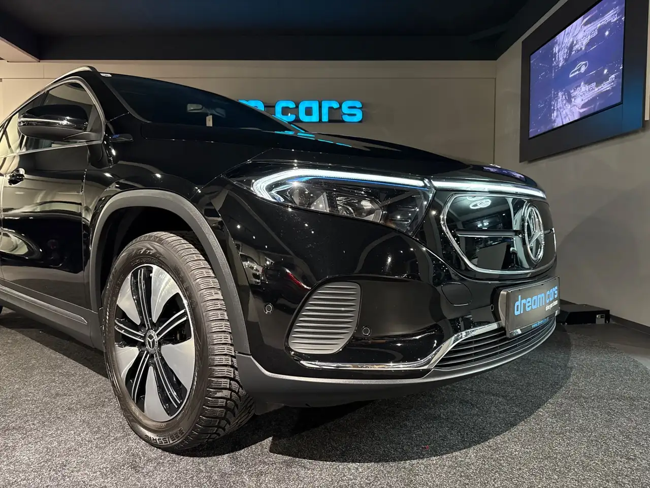 Mercedes-Benz EQA 300 EQA 300 Electric Art 4Matic / Lichtpaket / Top Au Bild 11