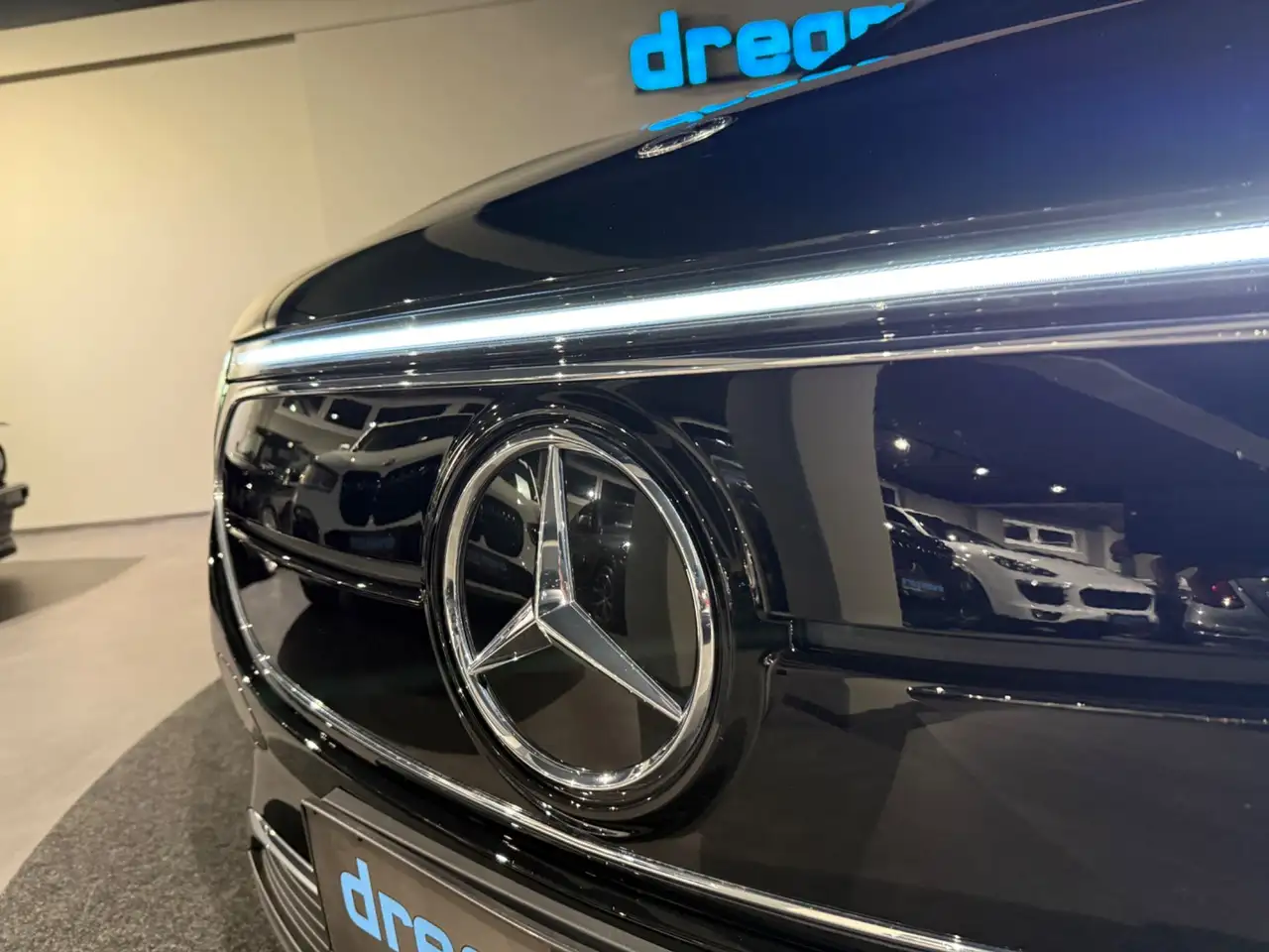 Mercedes-Benz EQA 300 EQA 300 Electric Art 4Matic / Lichtpaket / Top Au Bild 16
