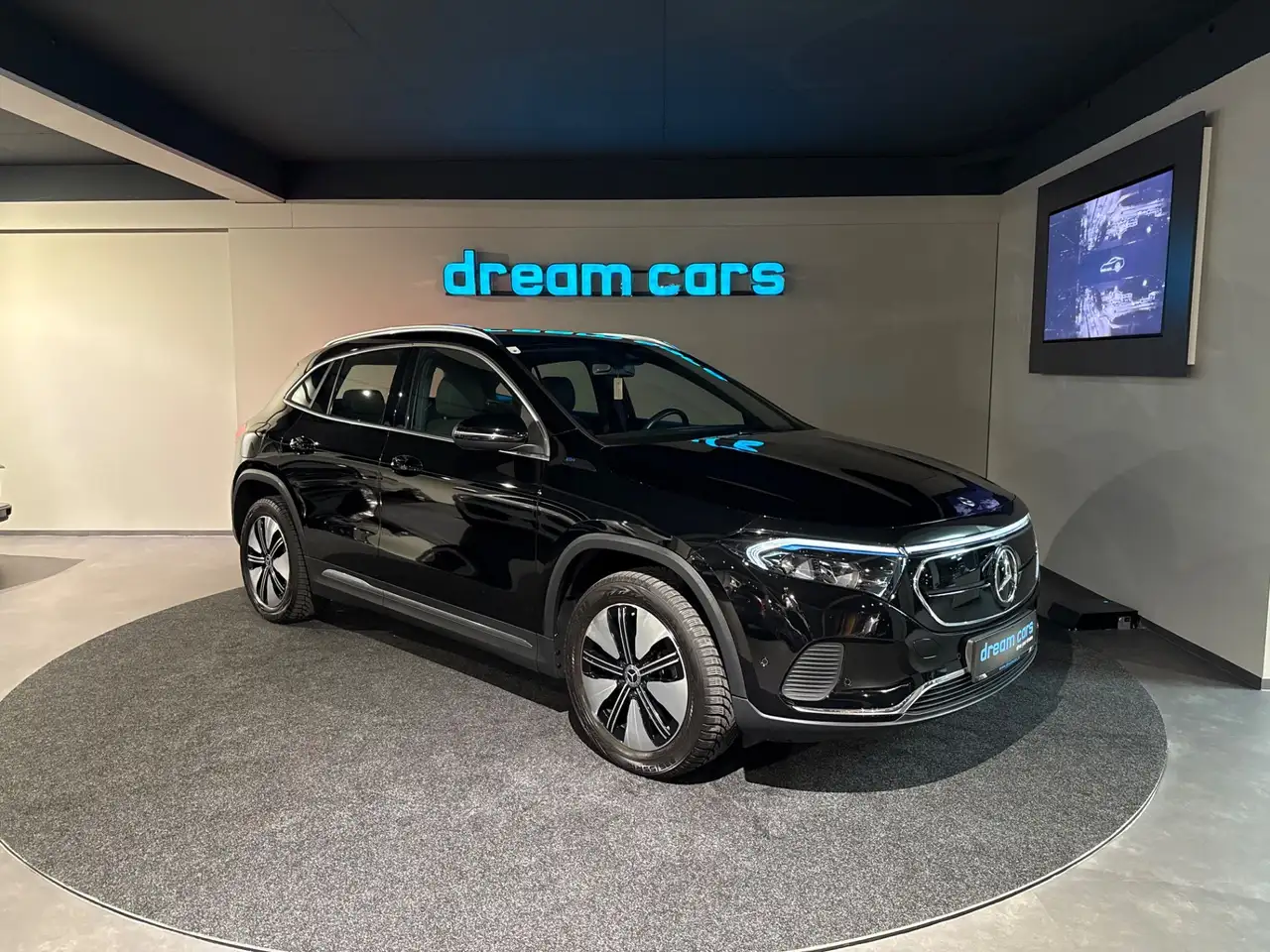 Mercedes-Benz EQA 300 EQA 300 Electric Art 4Matic / Lichtpaket / Top Au Bild 6