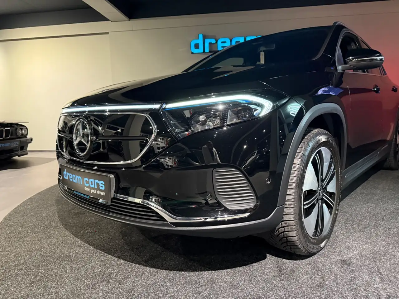 Mercedes-Benz EQA 300 EQA 300 Electric Art 4Matic / Lichtpaket / Top Au Bild 8
