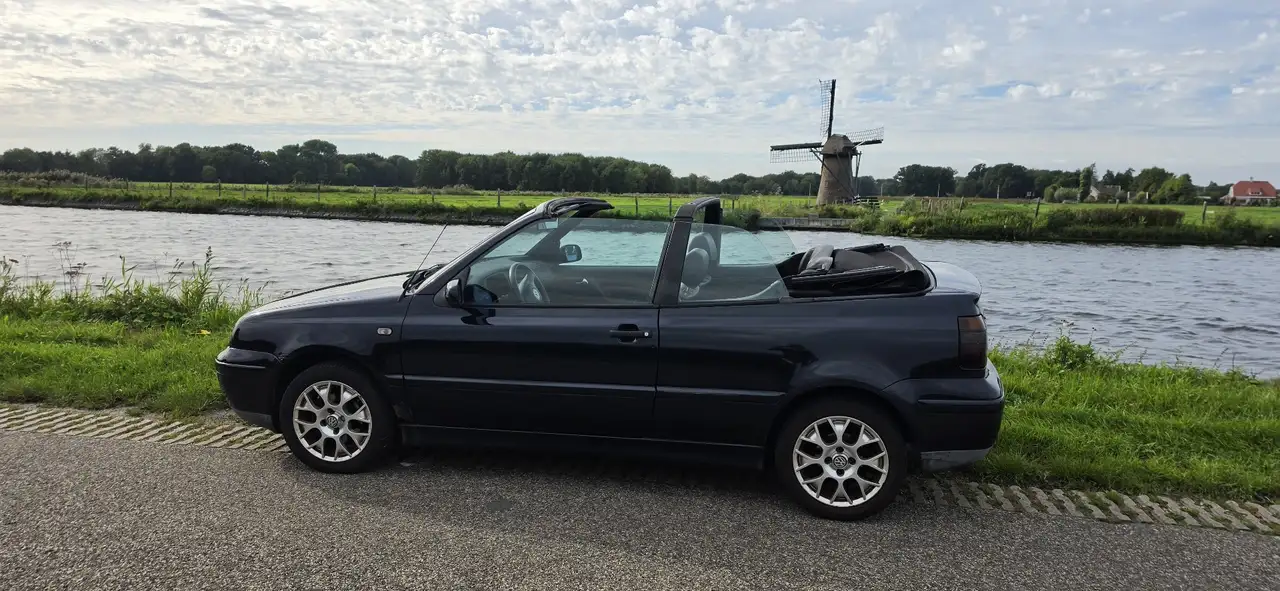Volkswagen Golf Cabriolet 2.0 Highline, foto 2