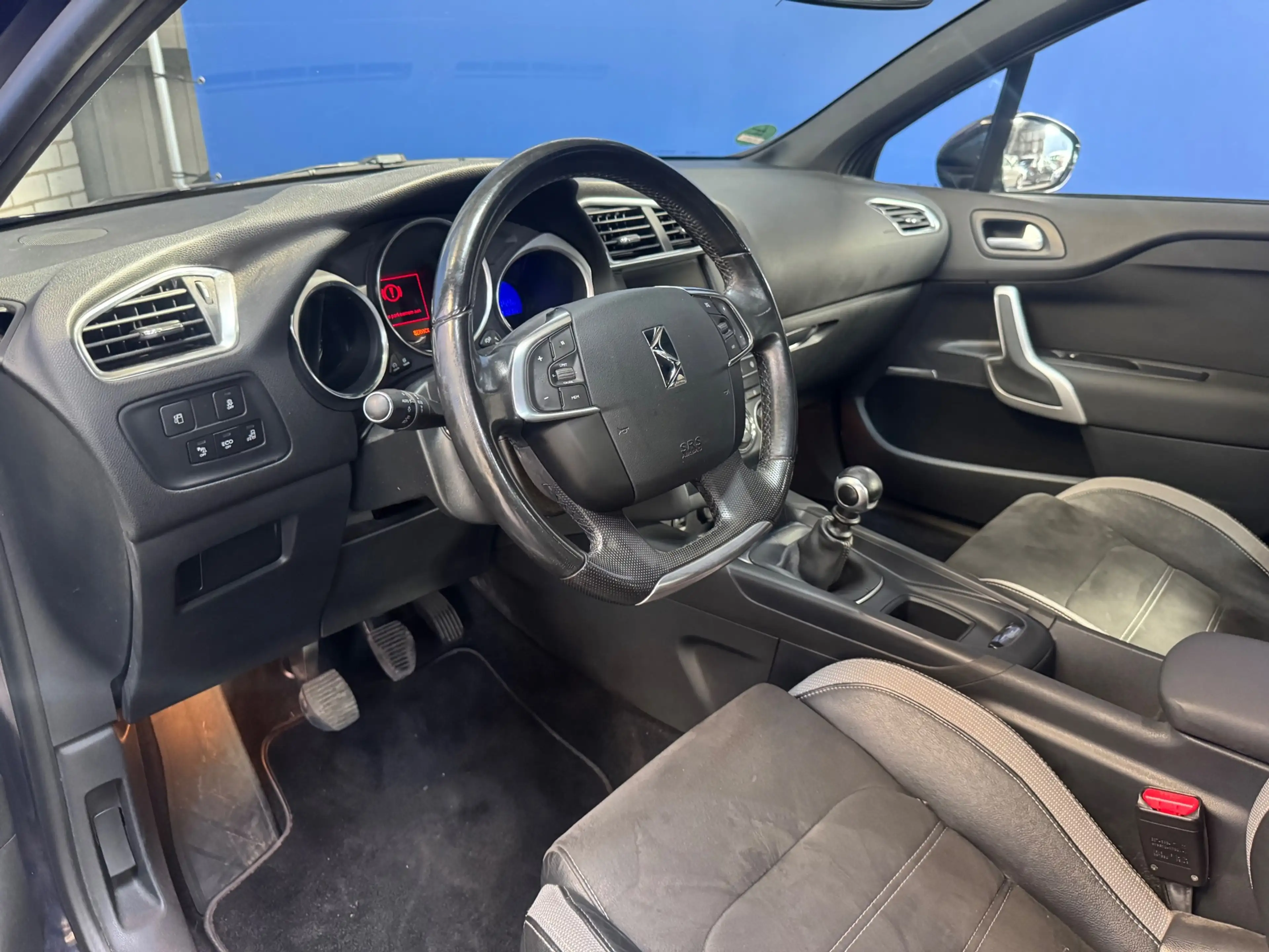 DS Automobiles DS 4 1.2 PureTech Business Nieuwe APK — photo 12