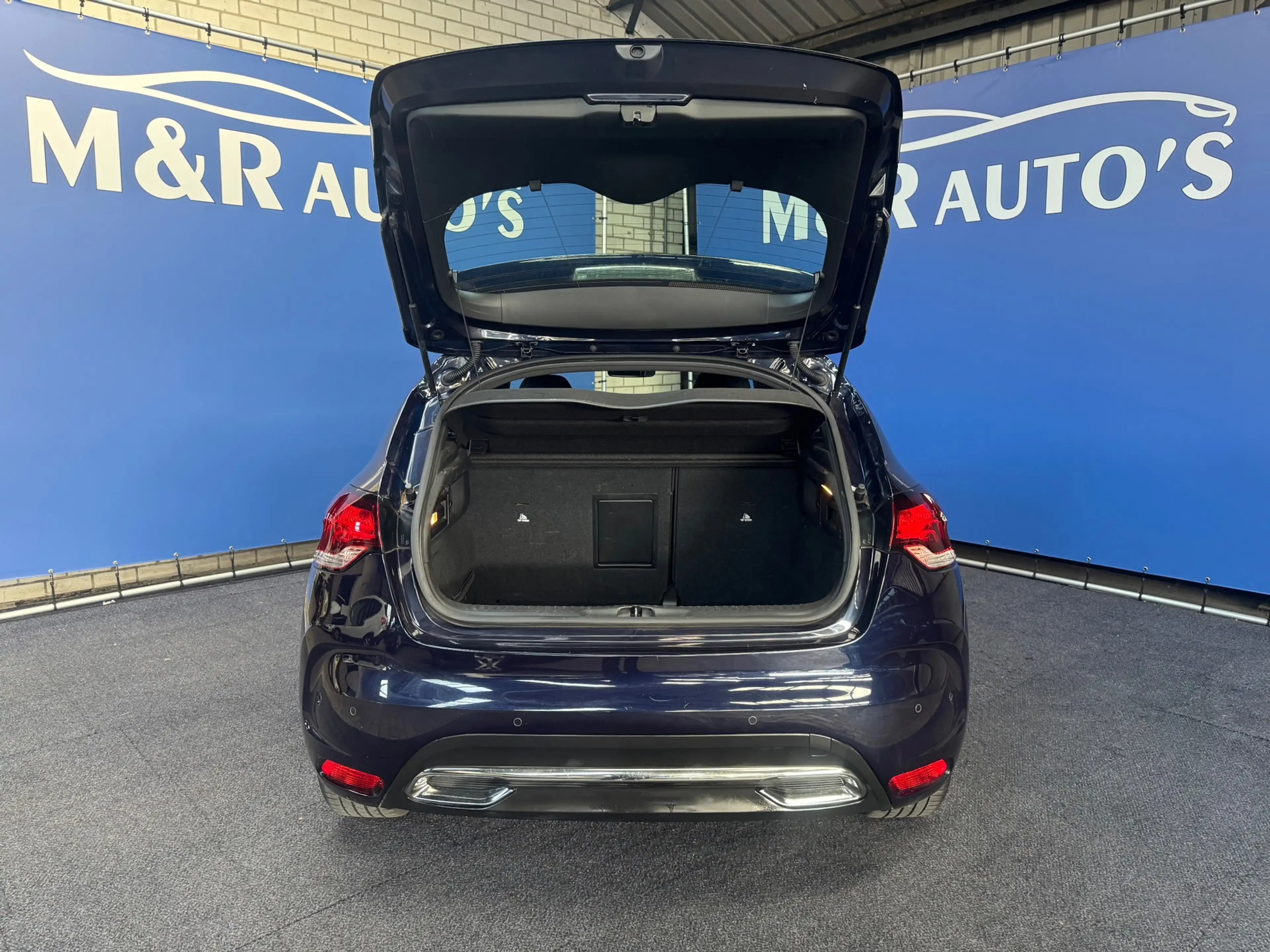 DS Automobiles DS 4 1.2 PureTech Business Nieuwe APK — photo 11