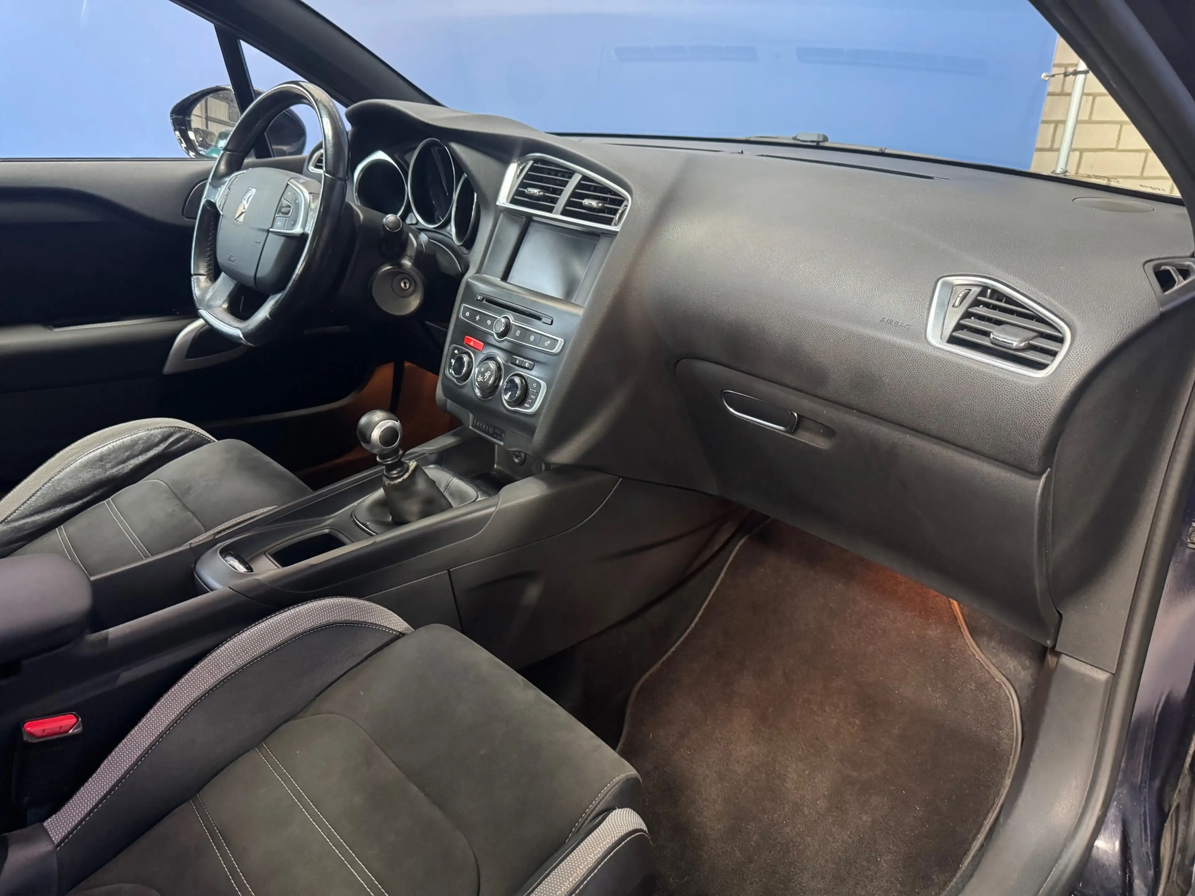 DS Automobiles DS 4 1.2 PureTech Business Nieuwe APK — photo 13