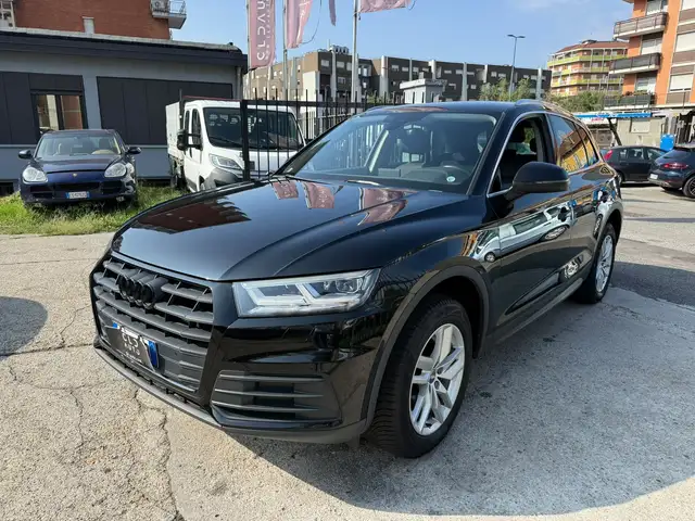 Audi Q3 view 2