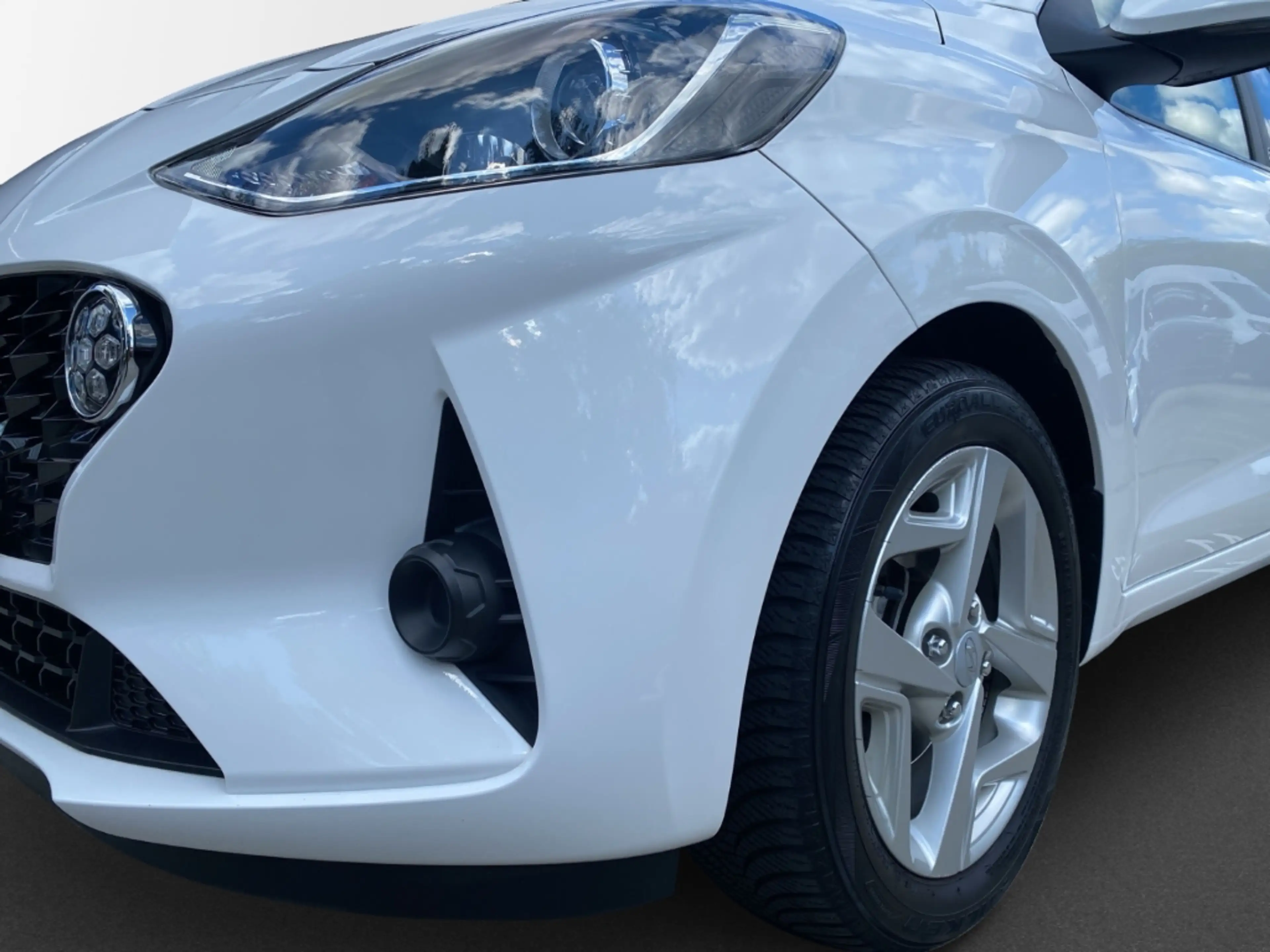 Hyundai i10 Edition 30 DAB SHZ LenkradHZG Fernlichtass. — photo 4