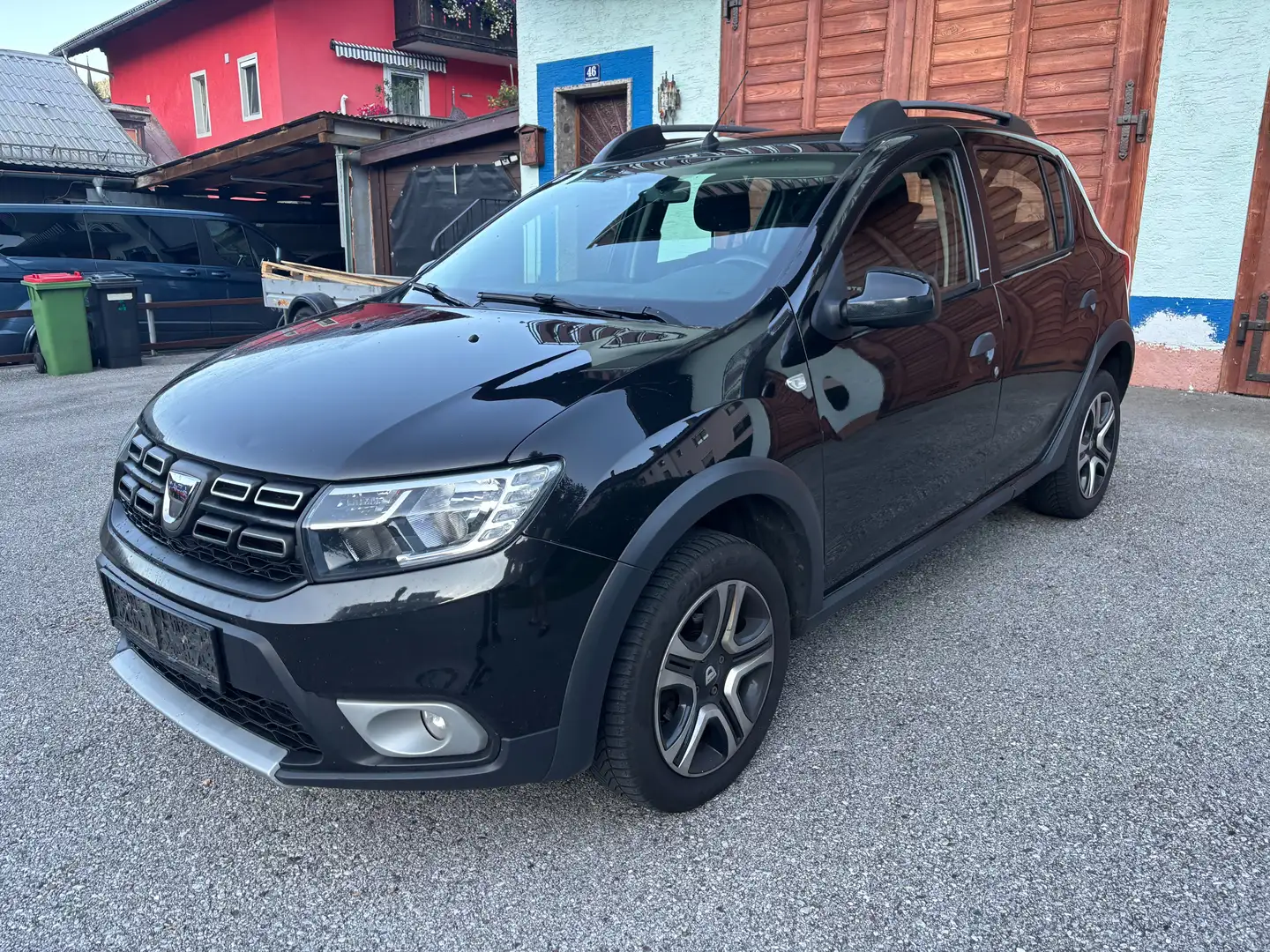 Dacia Sandero Stepway Celebration Schwarz - 1
