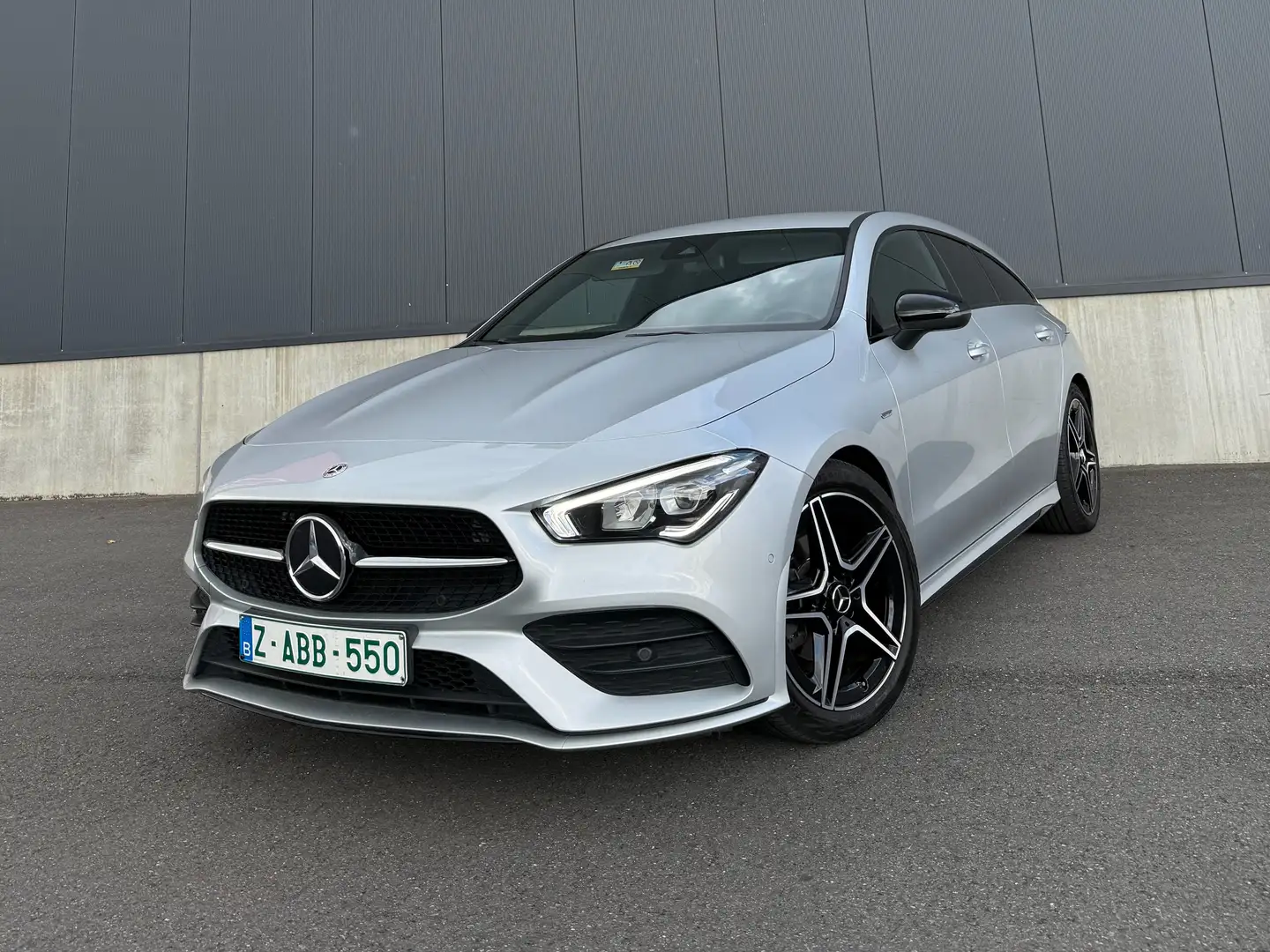 Mercedes-Benz CLA 180 CLA 180 SB "EDITION" 7G-DCT AMG Line Nightpak Led Zilver - 1