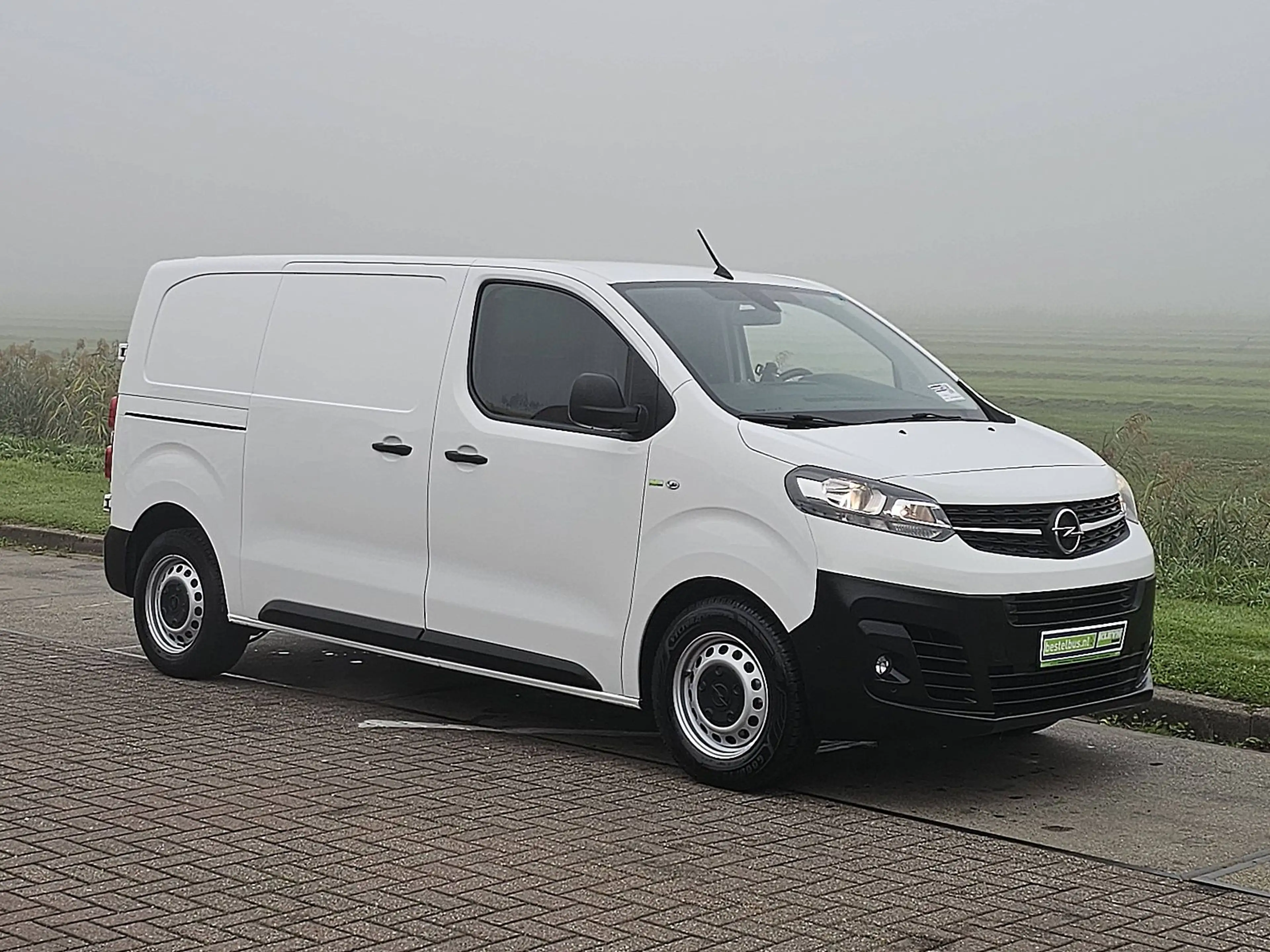 Opel Vivaro 1.5 L2 3-Zits/Leer Euro6 NAP Airco Trekhaak Wp-inr — photo 5